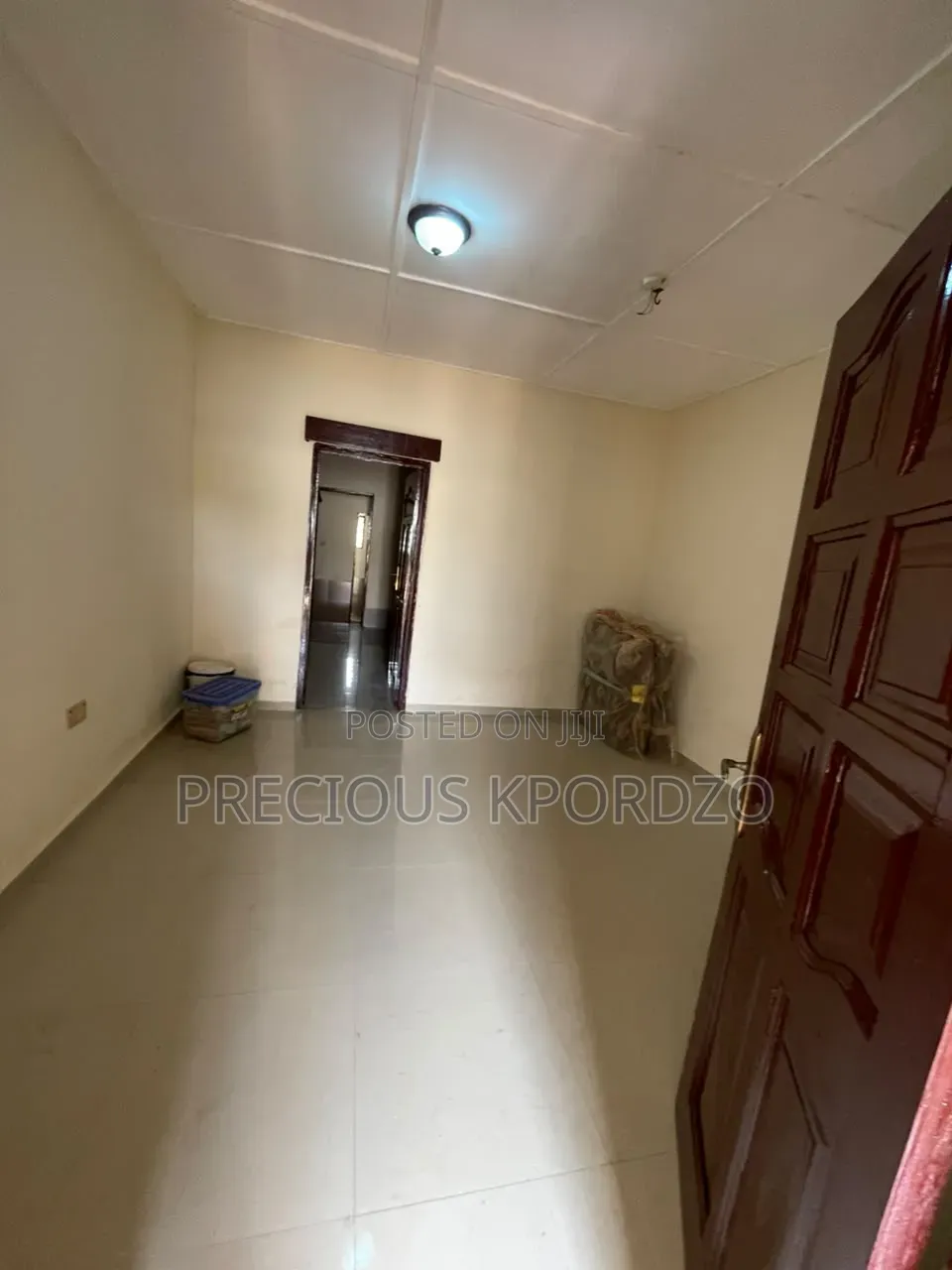 1bdrm Room & Parlour in Adenta Commandos for rent in Commandos