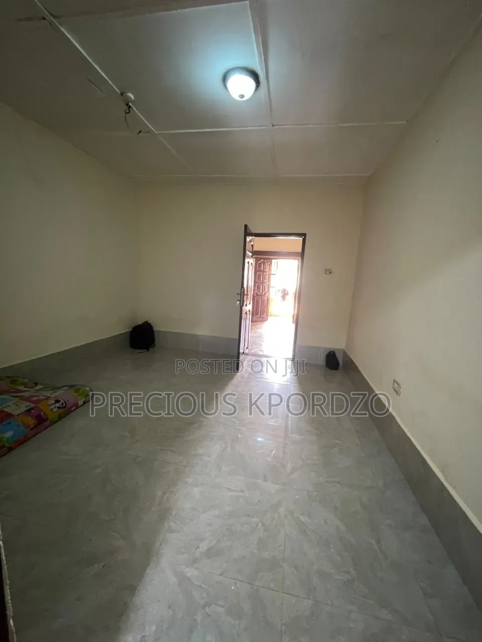 1bdrm Room & Parlour in Adenta Commandos for rent in Commandos
