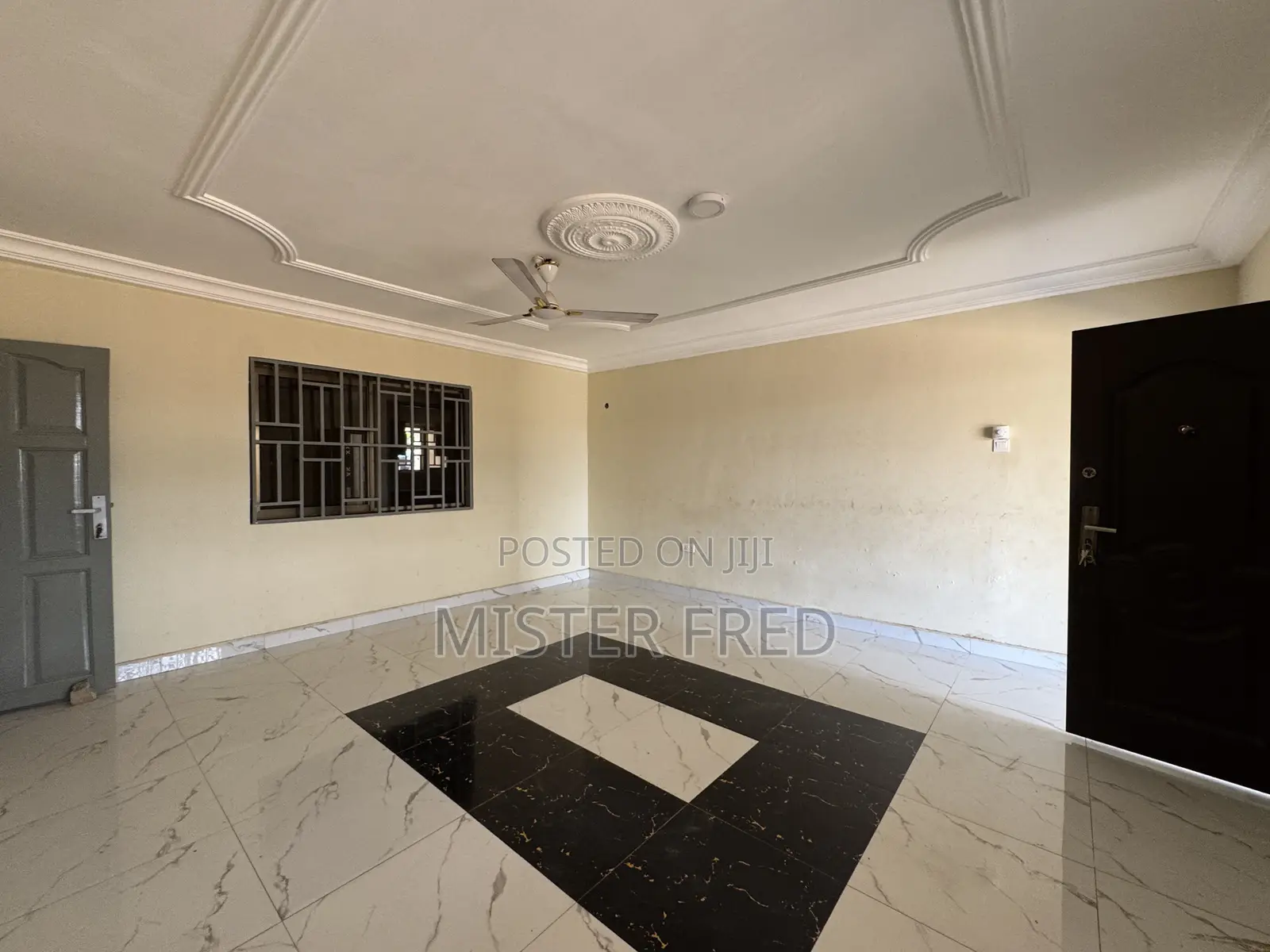 3bdrm Apartment in Scc, Weija for rent in Weija