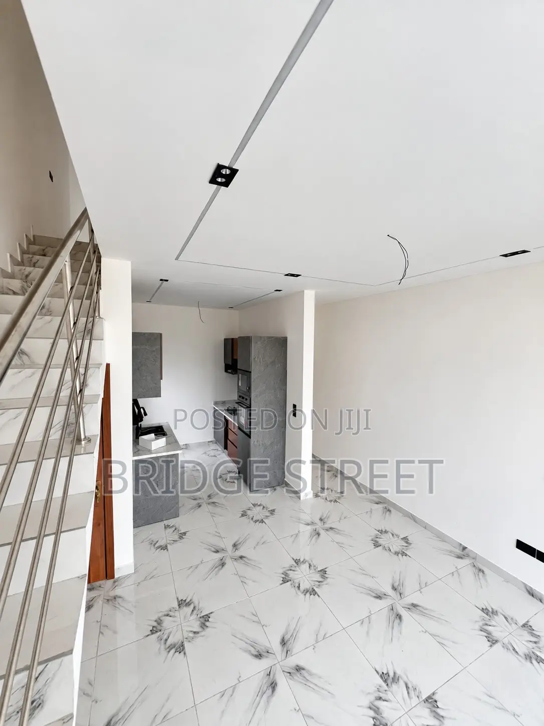 2bdrm Townhouse/Terrace in Neon Boulevard, Nmai-Dzorn for sale in Nmai-Dzorn
