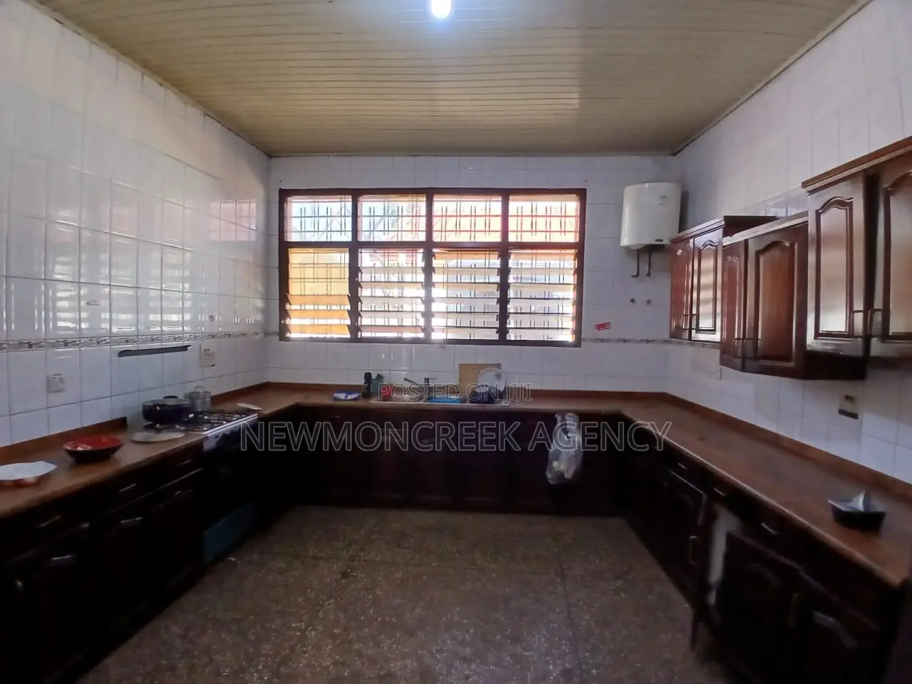 3bdrm Bungalow in Adenta Pantang, Barrier for sale in Barrier
