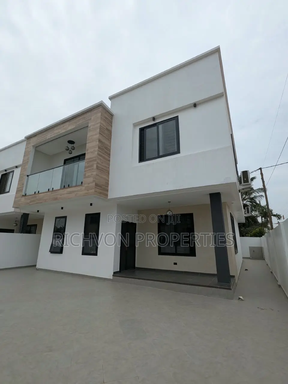 3bdrm House in Richvon, Spintex for rent in Spintex