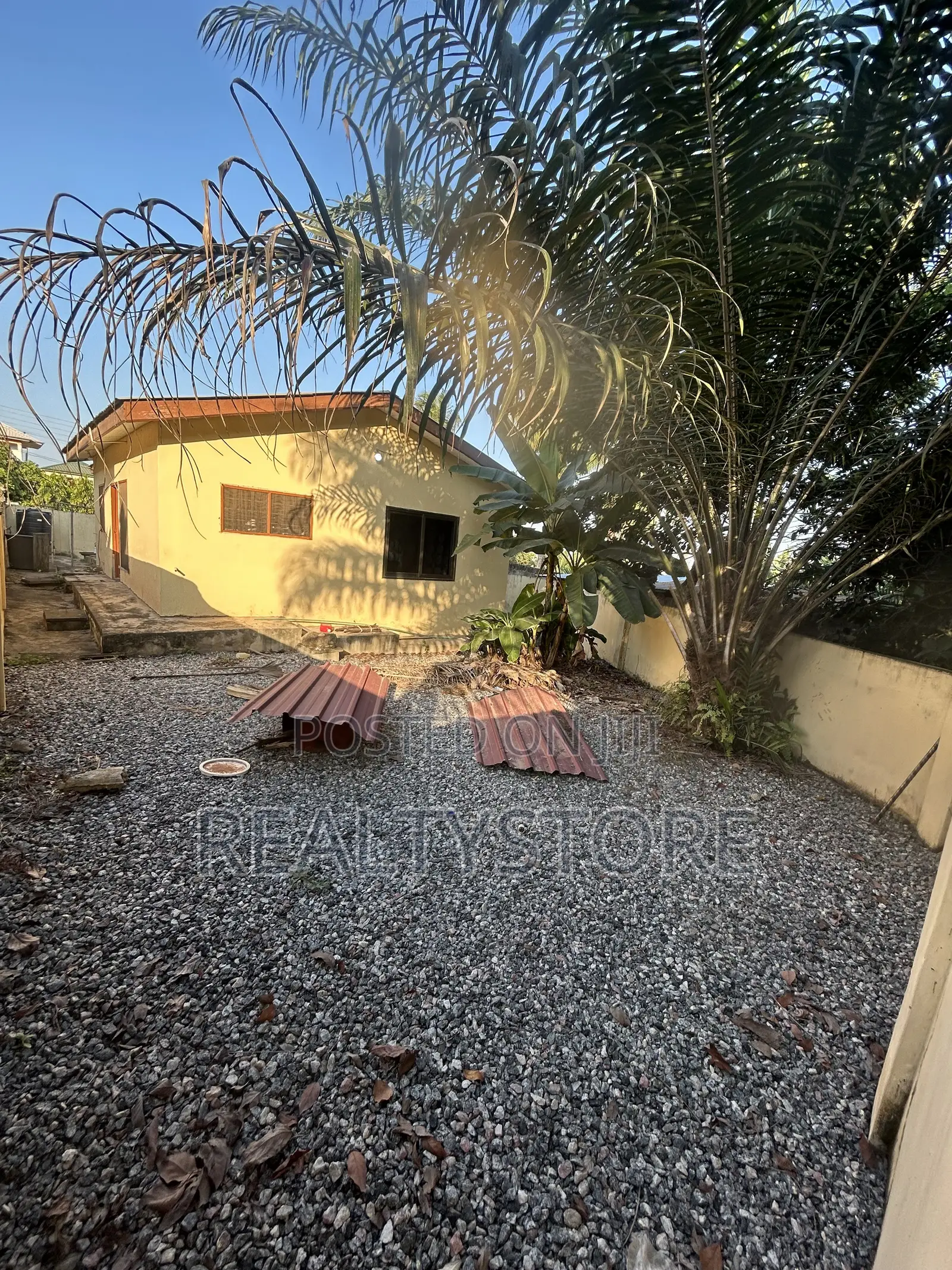 2bdrm House in Ashongman Estate, Accra Metropolitan for sale in Accra Metropolitan