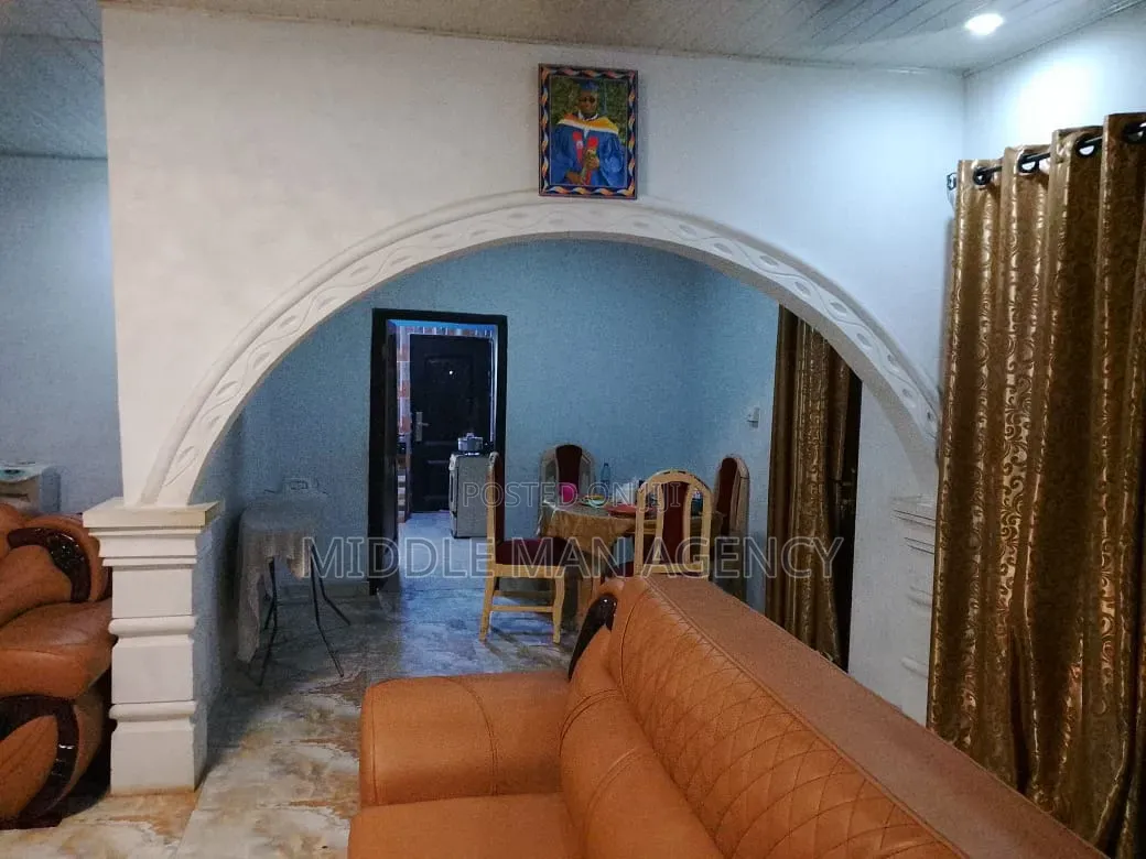 Furnished 4bdrm House in Middle Man Agency, Kumasi Metropolitan in Kumasi Metropolitan
