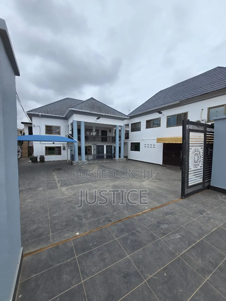 9bdrm House in Dansoman, Keep Fit for sale in Keep Fit