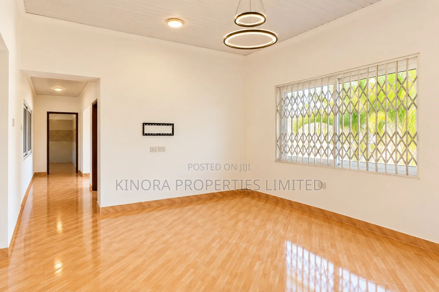 2bdrm Bungalow in Adenta Amrahia for sale in Adenta