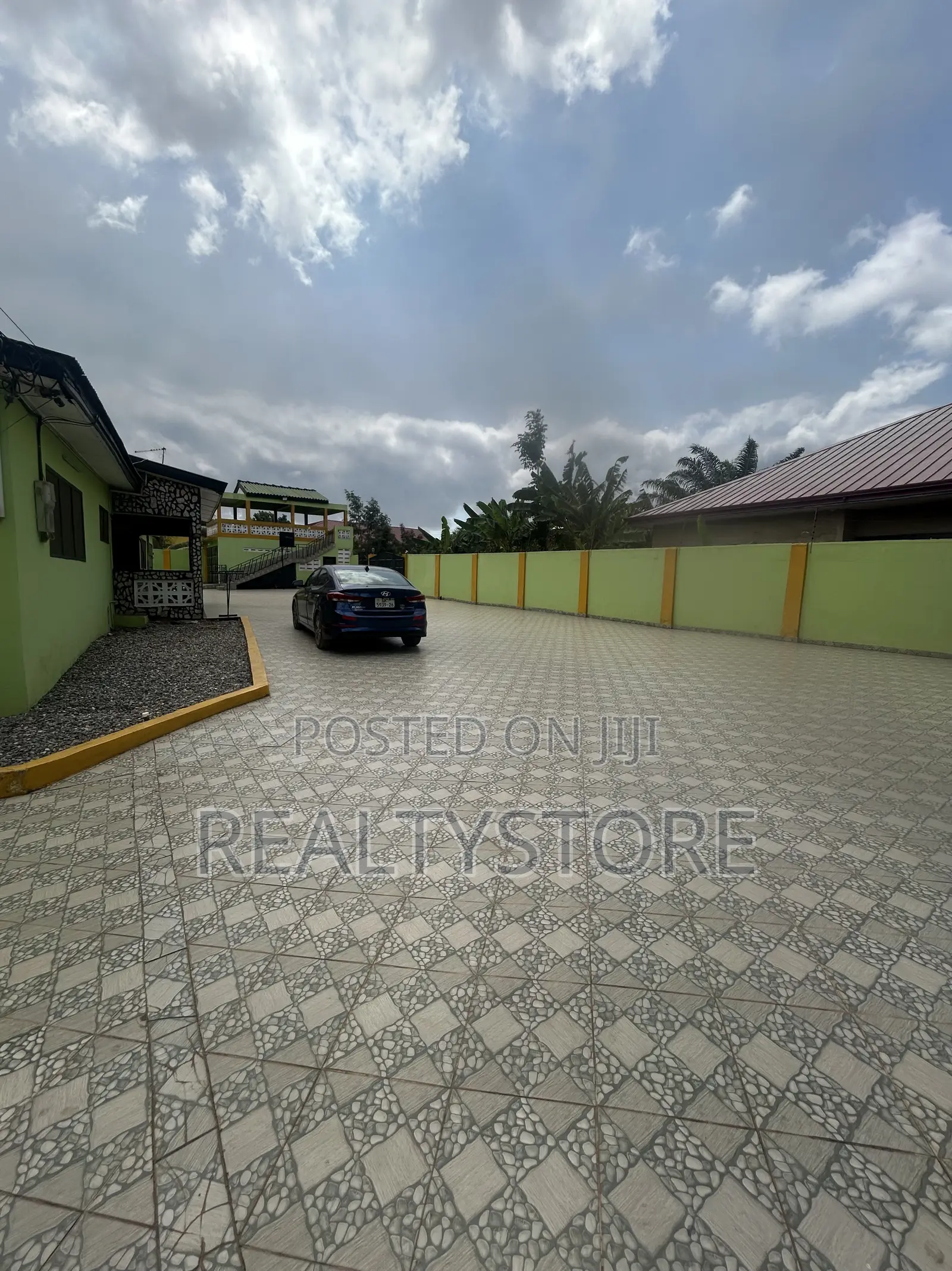 Furnished 2bdrm Apartment in Agbogba Police, Accra Metropolitan in Accra Metropolitan