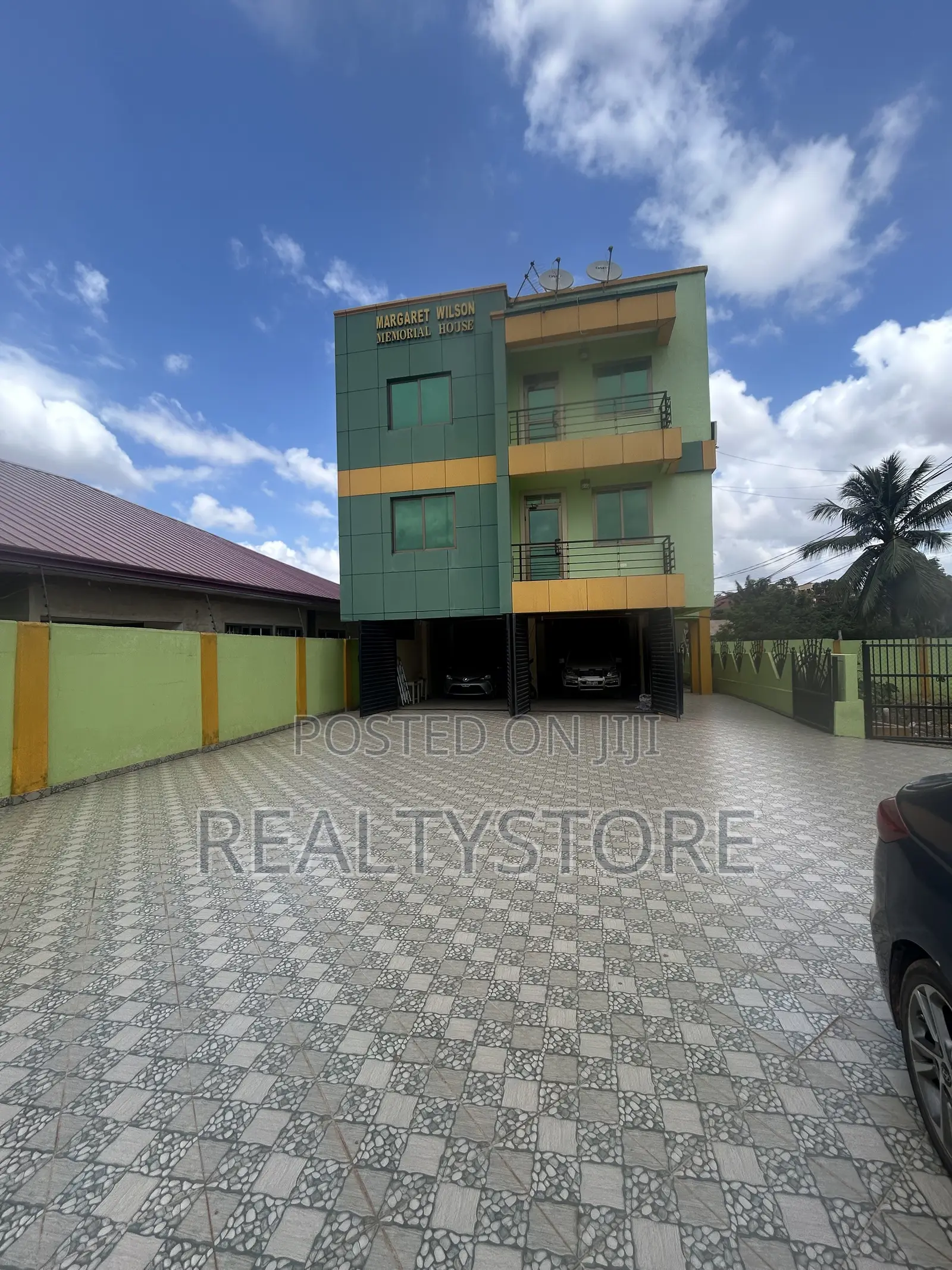Furnished 2bdrm Apartment in Agbogba Police, Accra Metropolitan in Accra Metropolitan