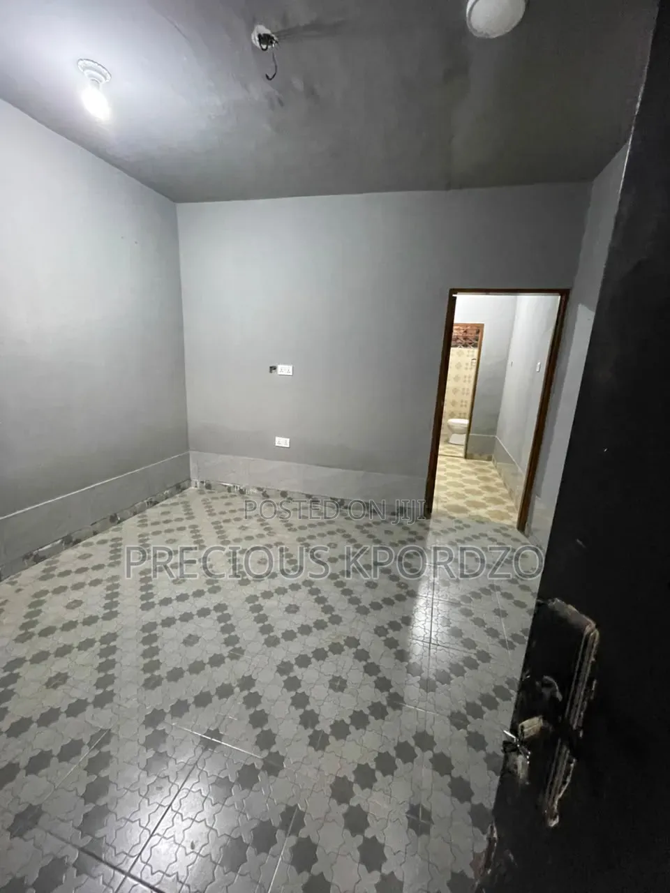 1bdrm Room & Parlour in Lakeside Community 1 for rent in Lake Side Estate