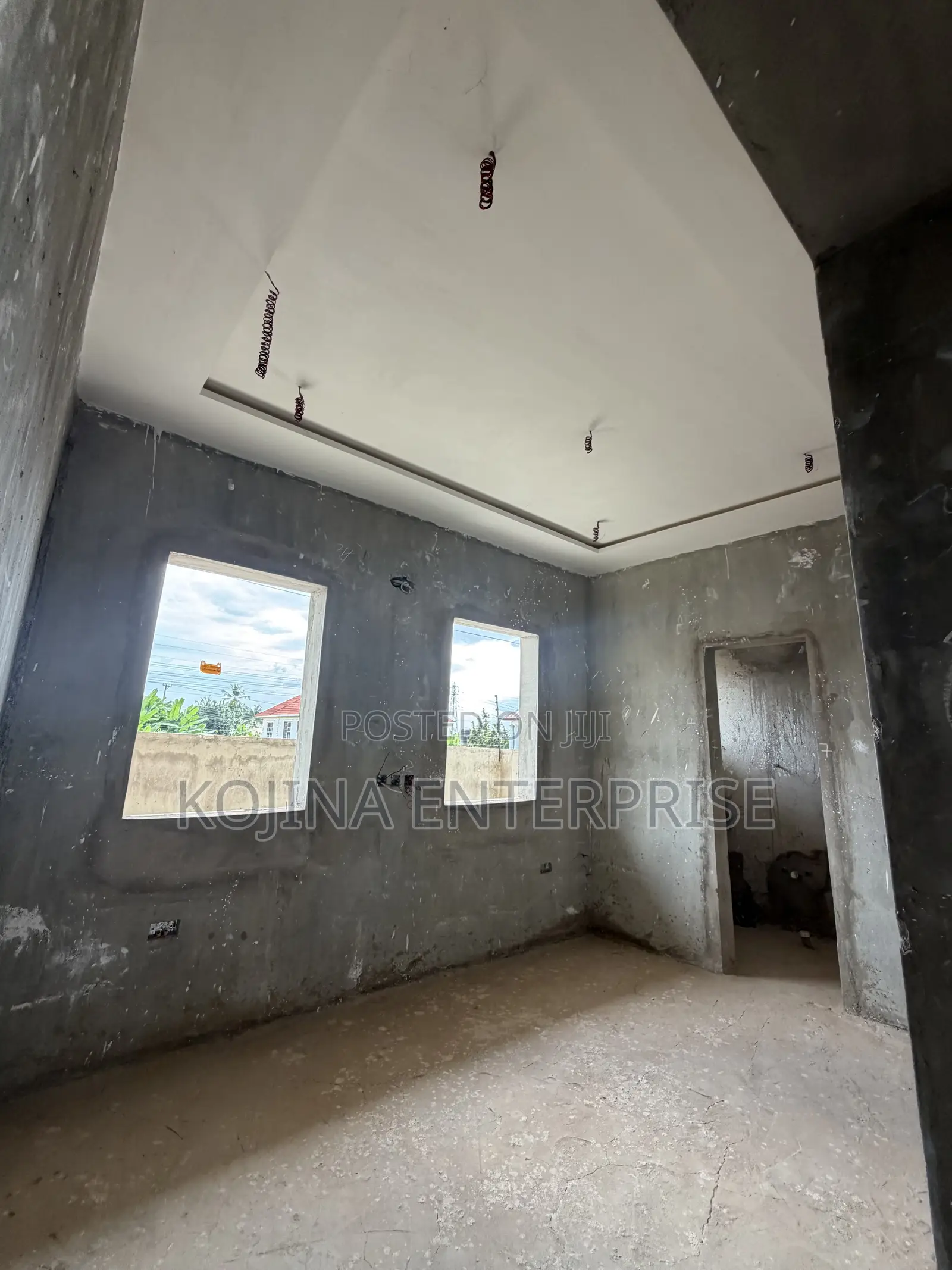 8bdrm Mansion in Daban, Kumasi Metropolitan for sale in Kumasi Metropolitan