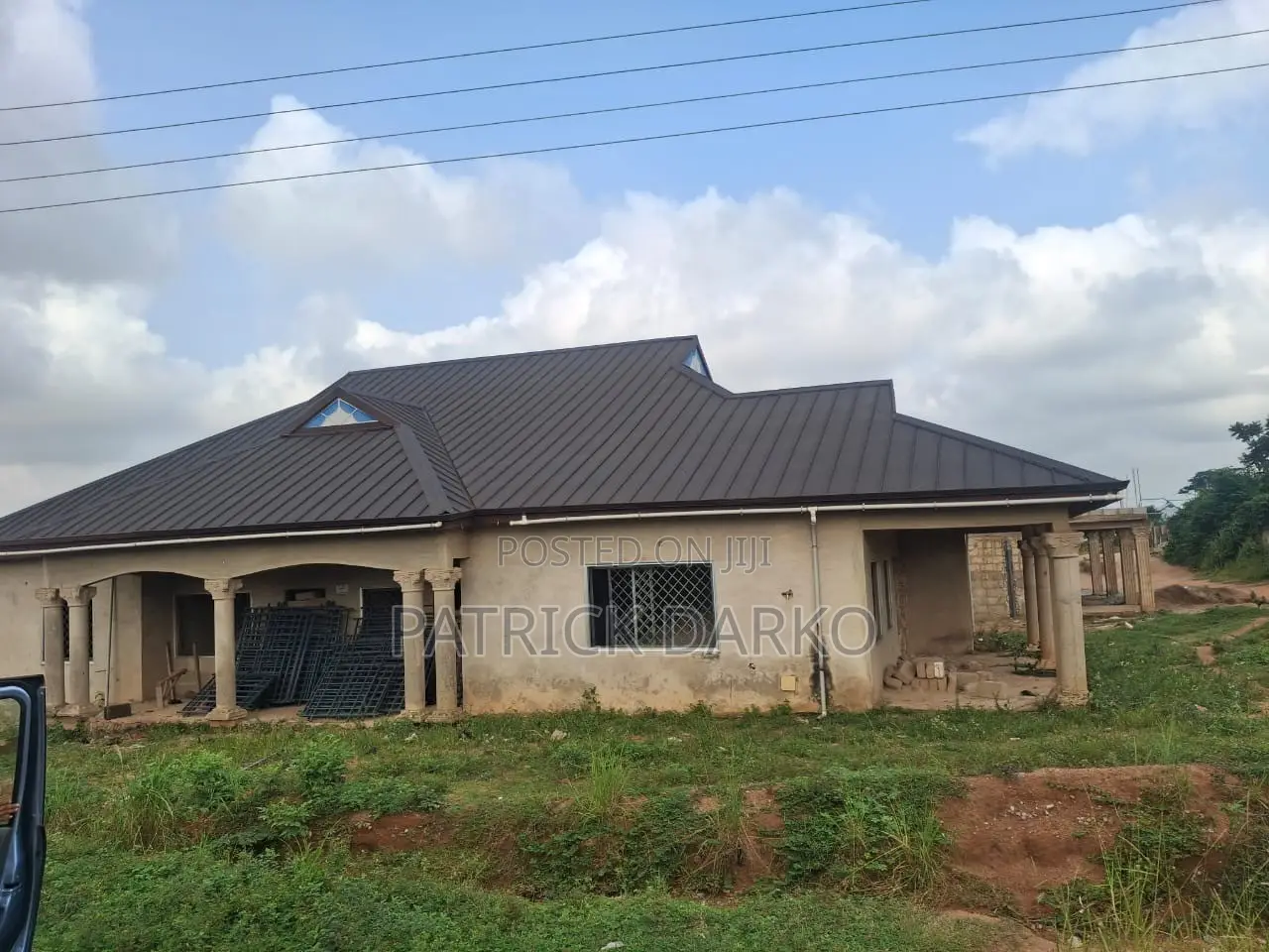 8bdrm House in Kwabre for sale in Kwabre