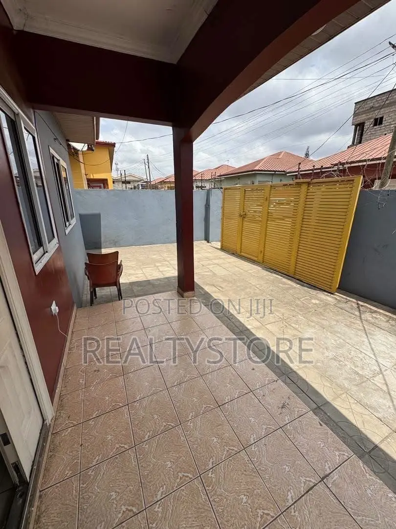 2bdrm House in Achimota Mile 7, Accra Metropolitan for rent in Accra Metropolitan