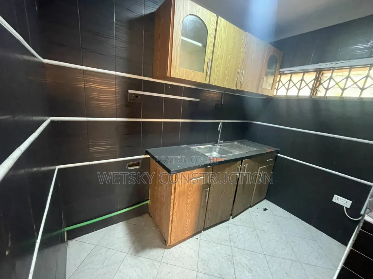 2bdrm Apartment in Dzorwulu Perez for rent in Special School Area