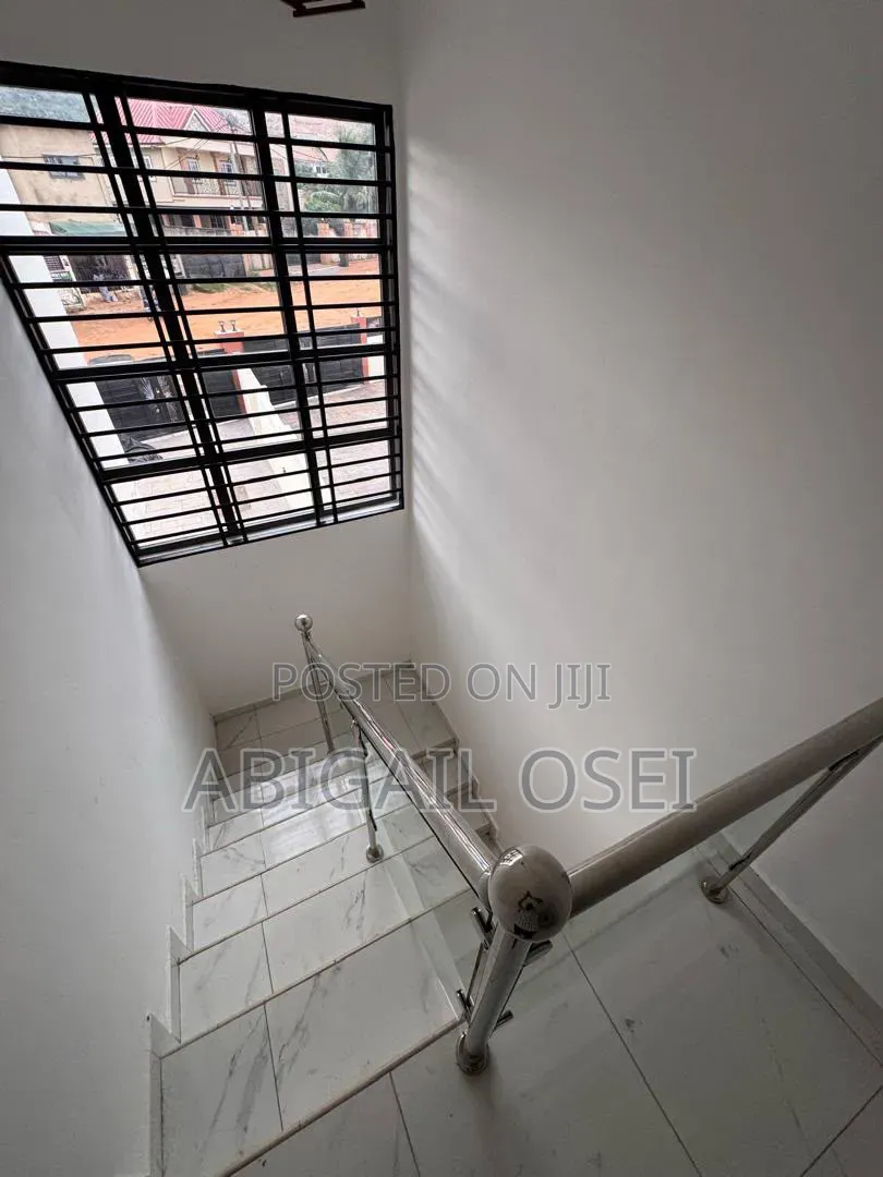 4bdrm House in Oyarifa Special for sale in Oyarifa Mall Area