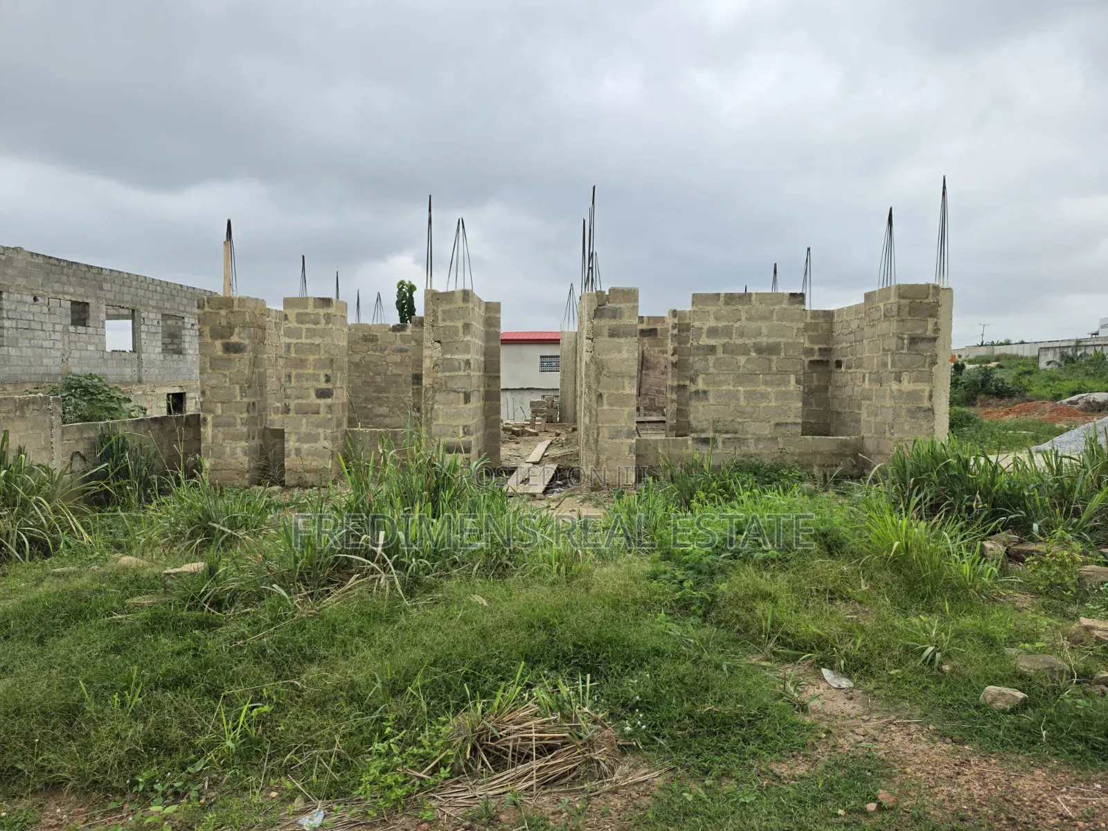 4bdrm House in Fredimens Real, Afigya-Kwabre for Sale in Afigya-Kwabre