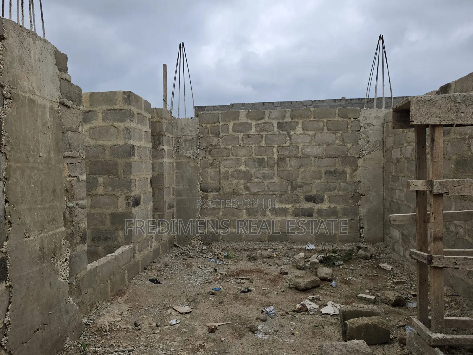 4bdrm House in Fredimens Real, Afigya-Kwabre for Sale in Afigya-Kwabre