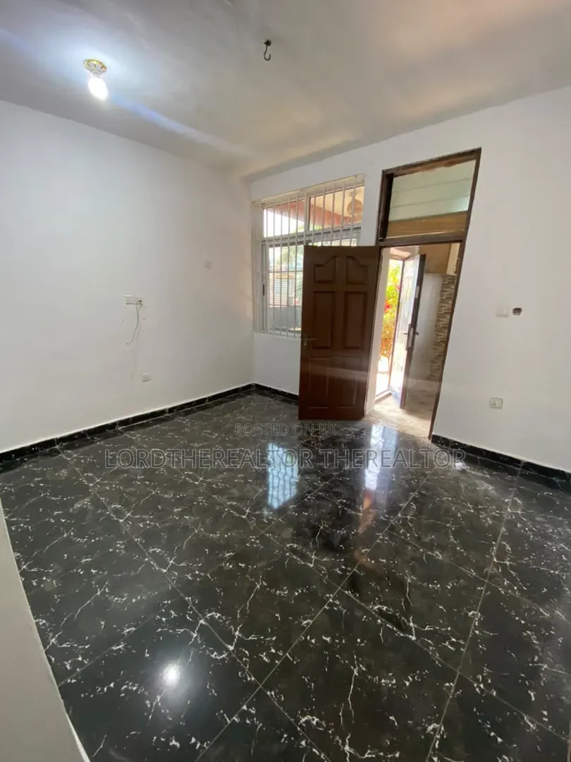 2bdrm Apartment in Last Stop for rent in Last Stop