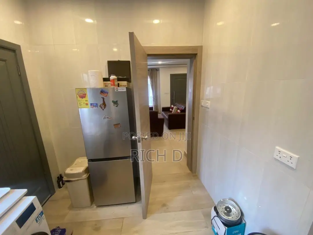 Furnished 2bdrm House in The Greens Estate, Community 25 for rent in Community 25