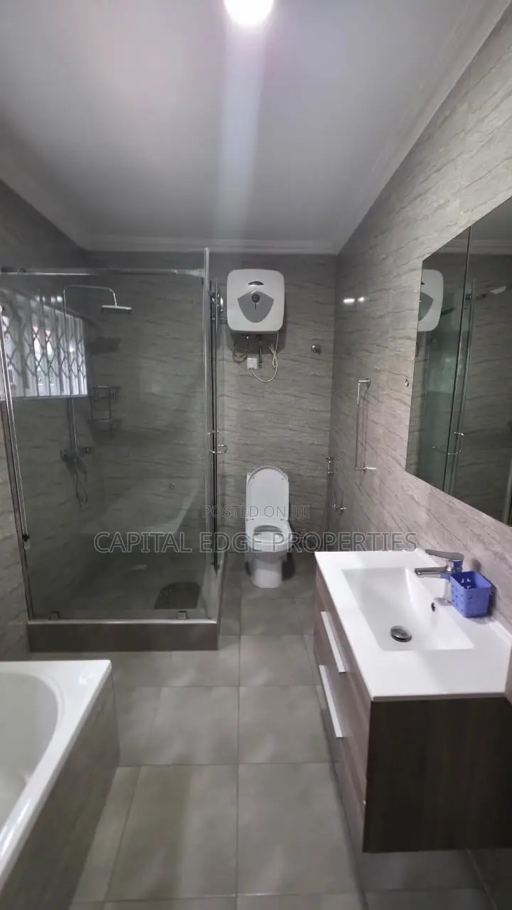 3bdrm Duplex in Roman Ridge for rent in Roman Ridge