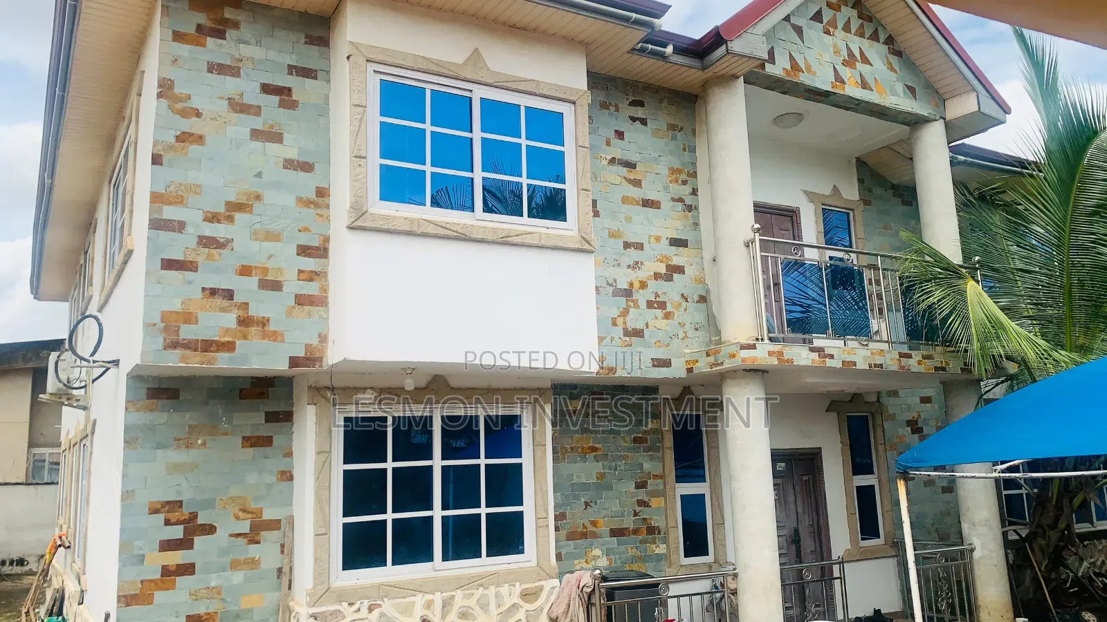 6bdrm Duplex in Lesmon Properties, Pokuase for sale in Pokuase