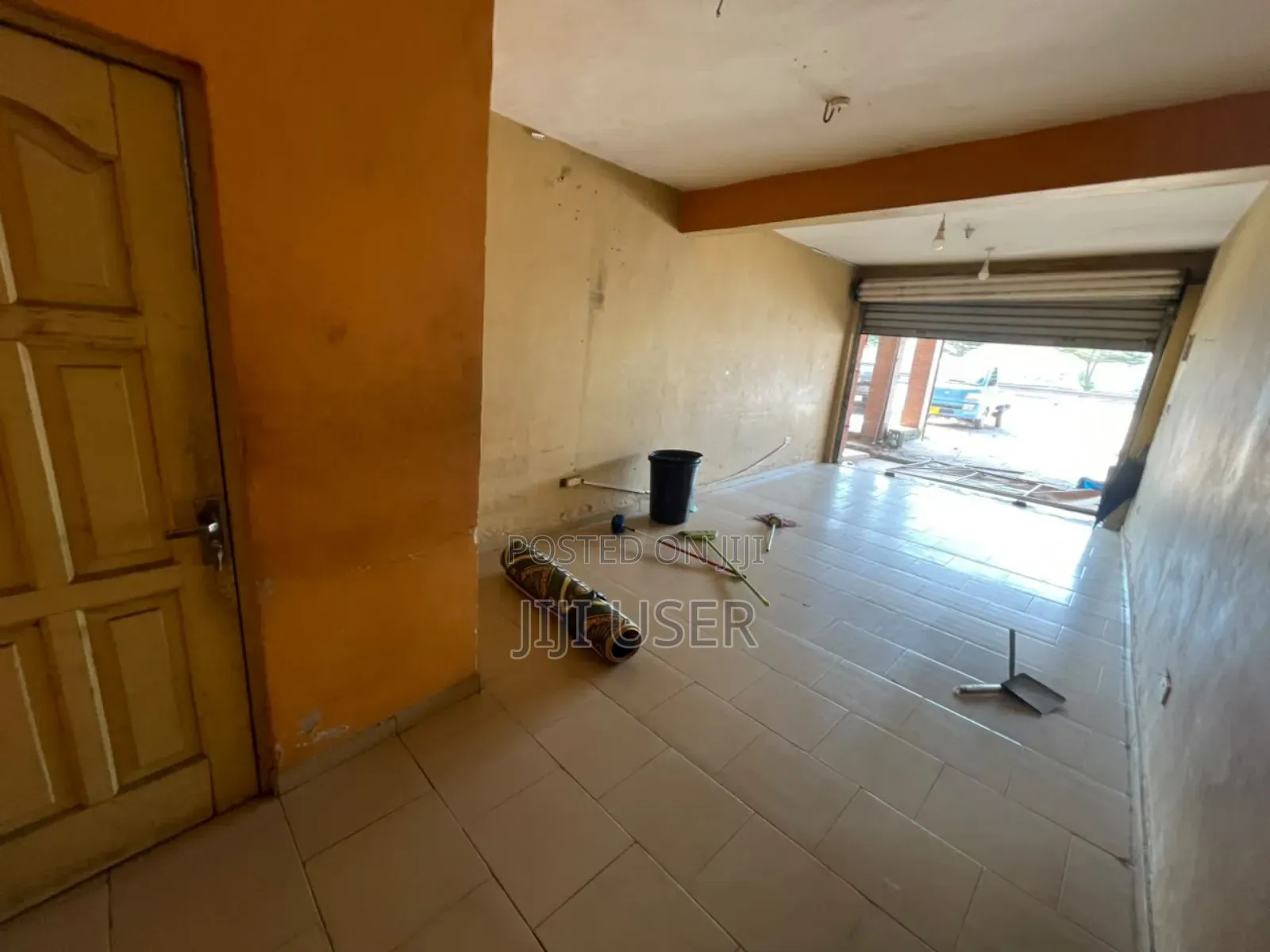 Shop for Rent in NIC