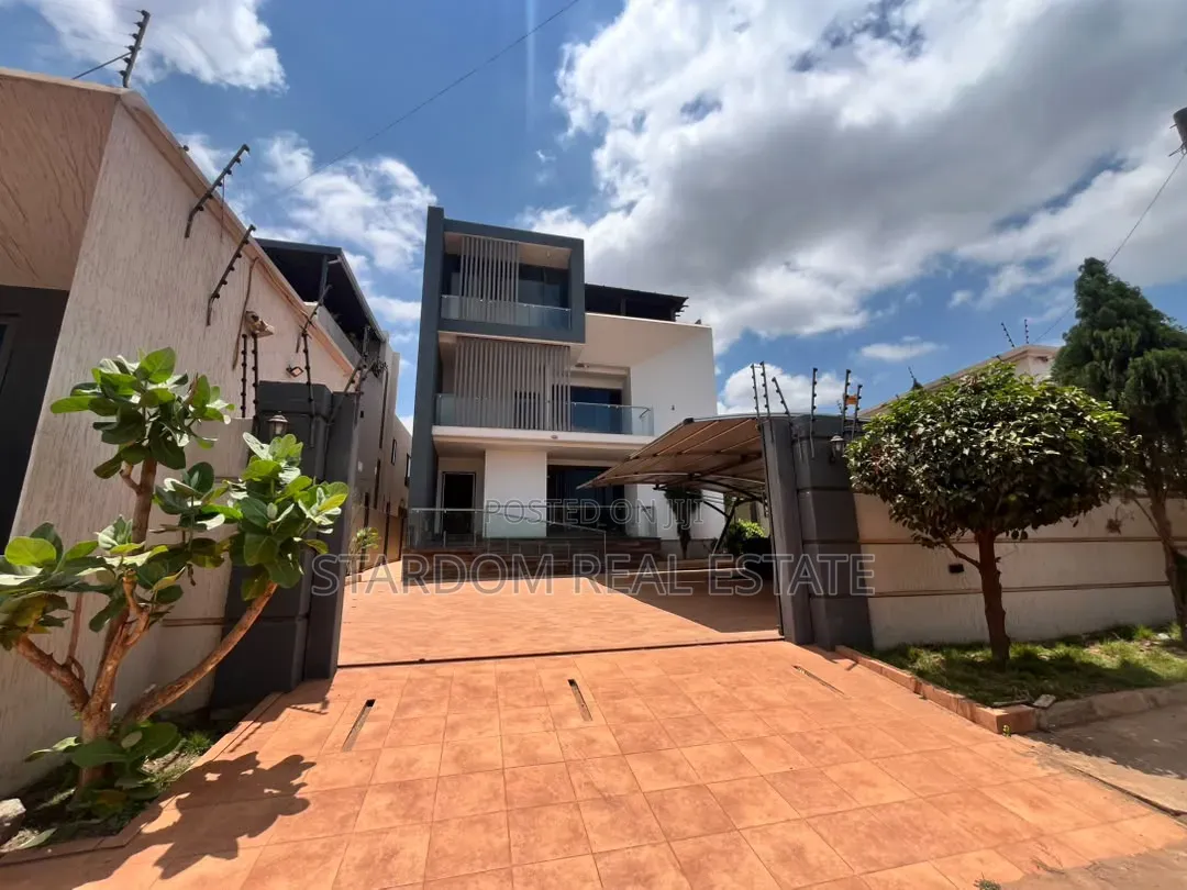 5bdrm Duplex in East Legon, A&C Mall Area for rent in A&C Mall Area