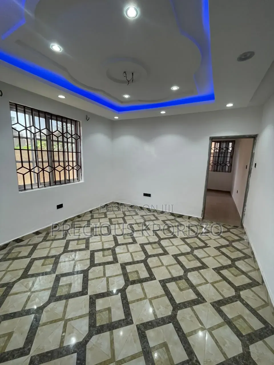 1bdrm Room & Parlour in Comm 1 Lakeside for rent in Lake Side Estate