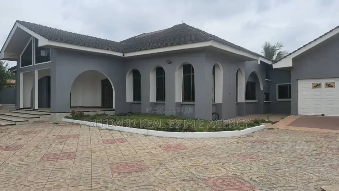 5bdrm House in Sefdard Properties, Kwabenya for rent in Kwabenya