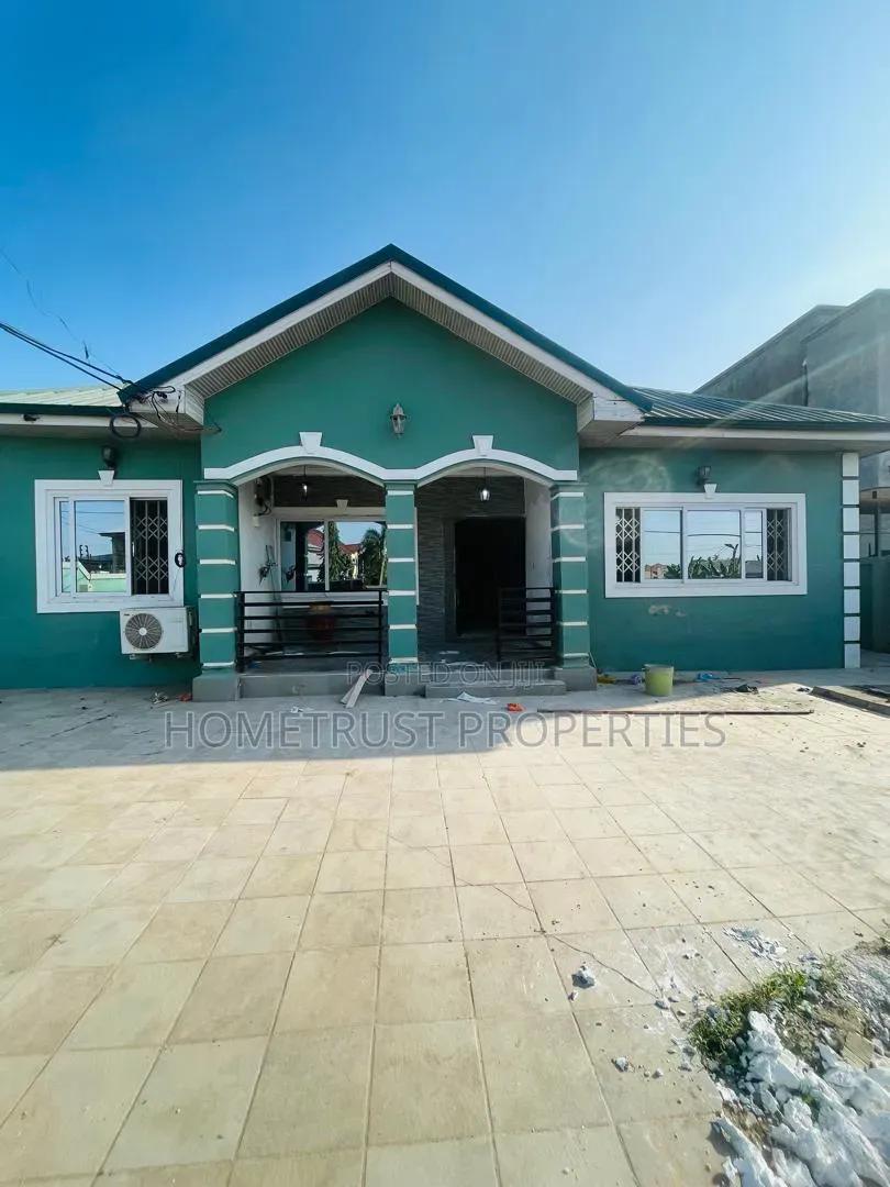 4bdrm House in Kwabenya Franco for rent in Kwabenya