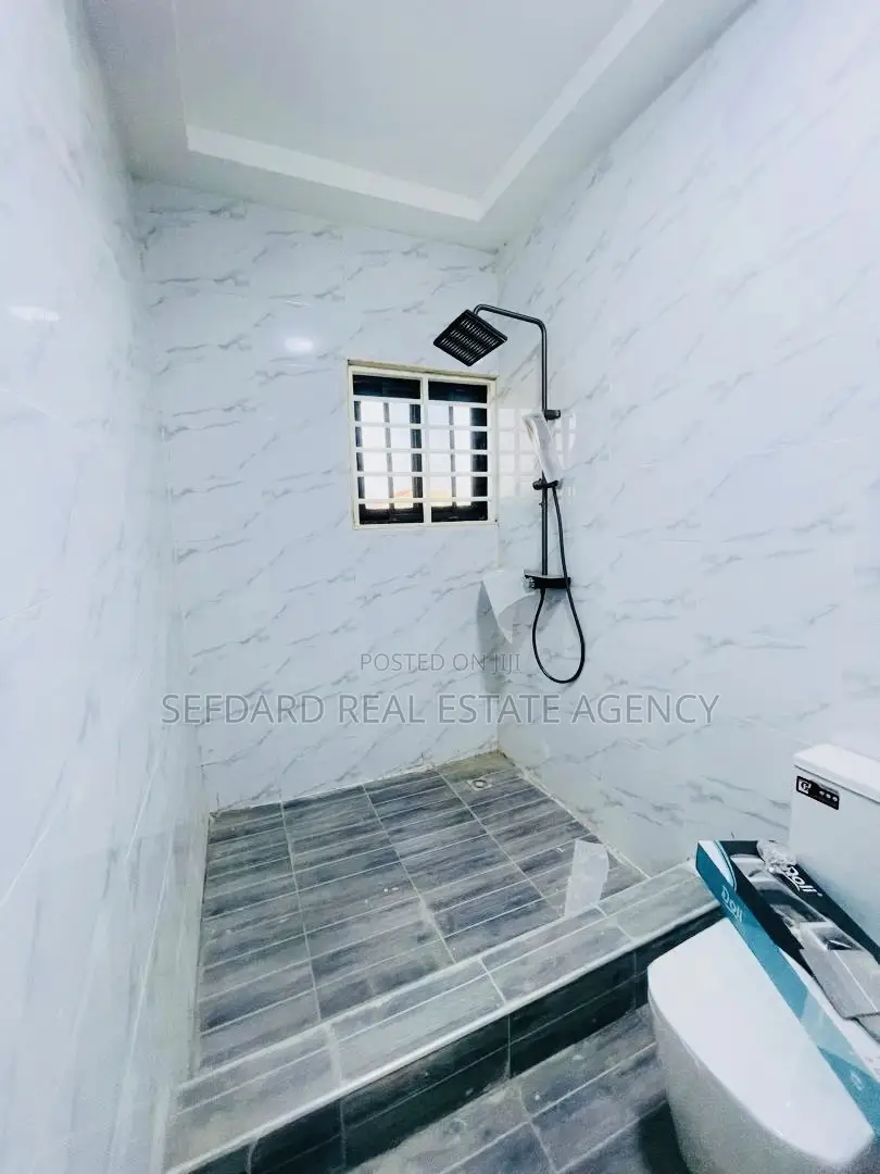 3bdrm House in Sefdard Properties, Kwabenya for sale in Kwabenya
