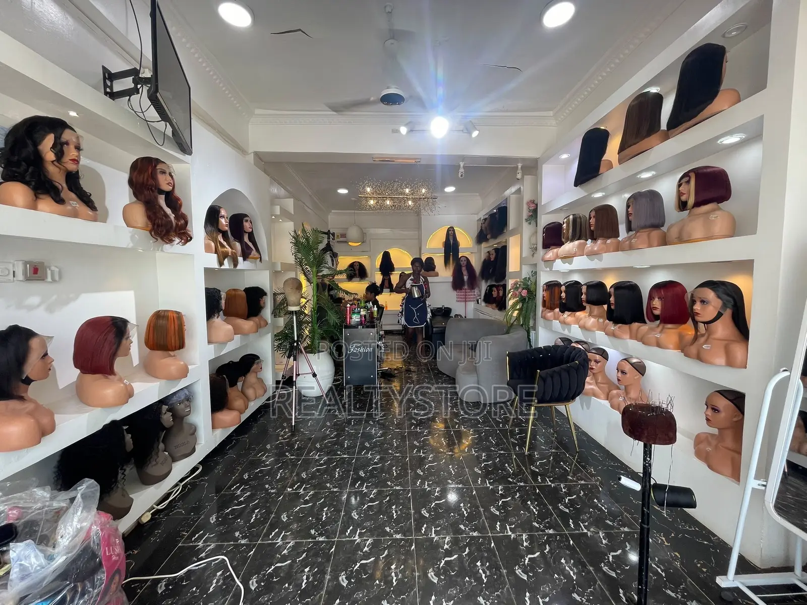 Shop to Let in Accra Metropolitan
