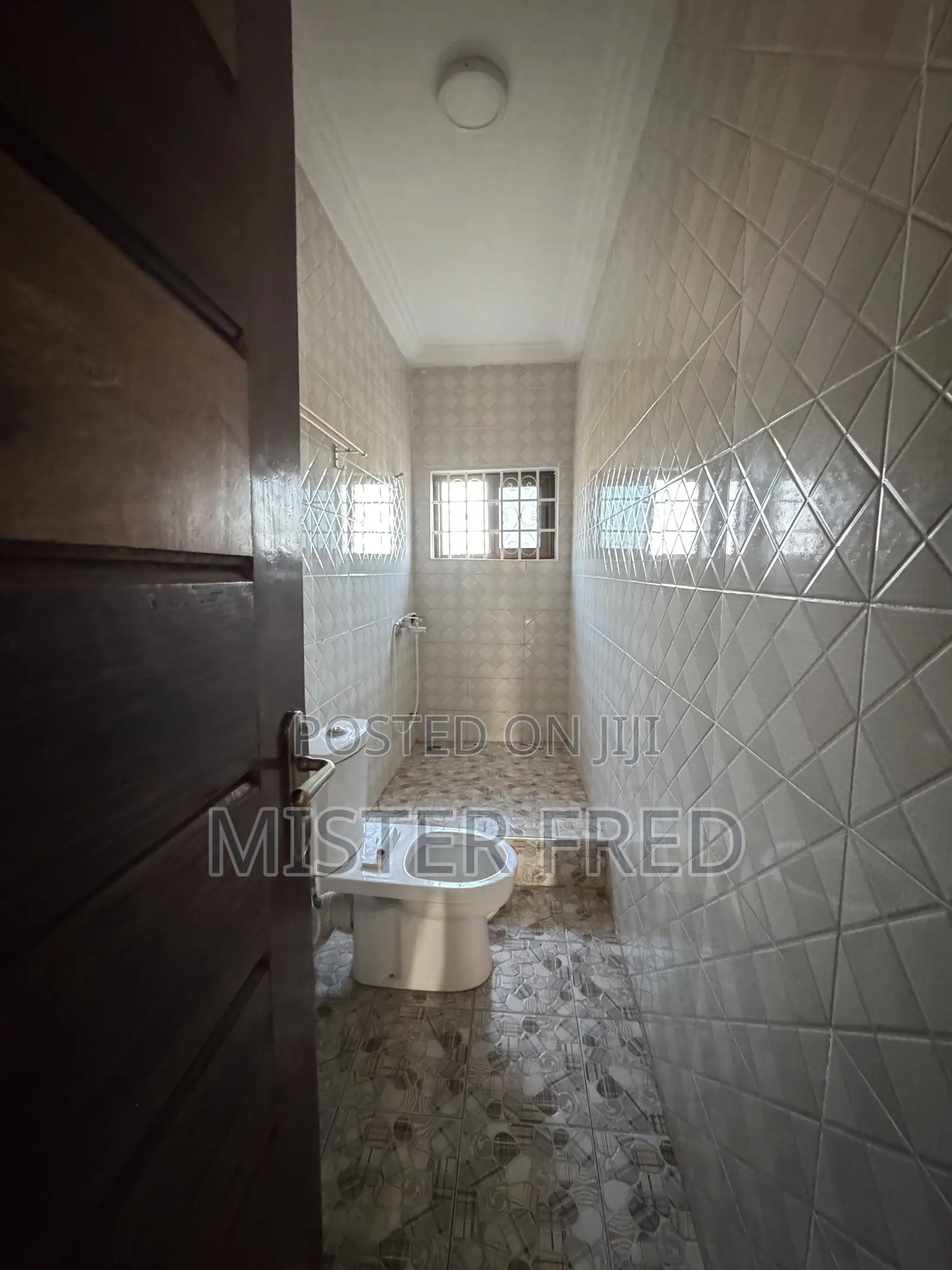 1bdrm Apartment in Old Barrier Kings, Weija for rent in Weija