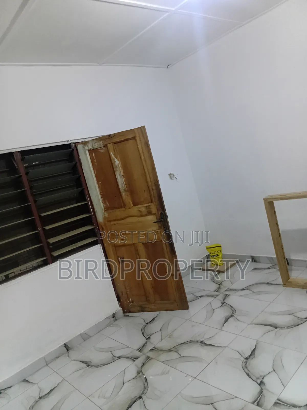 1bdrm Room & Parlour in Bird-Group, Barrier for rent in Barrier