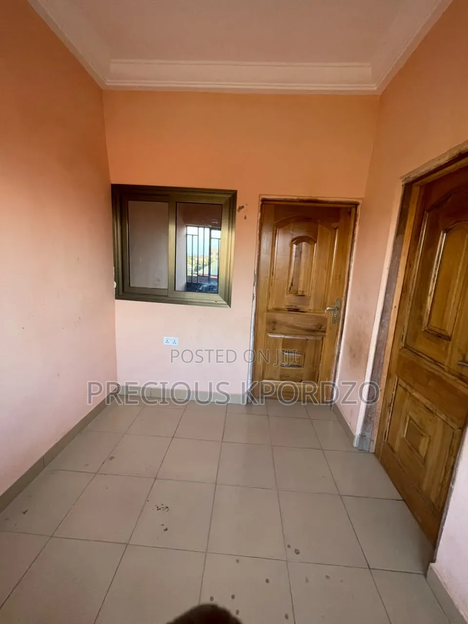 1bdrm Room & Parlour in Adenta Frafraha for rent in Frafraha