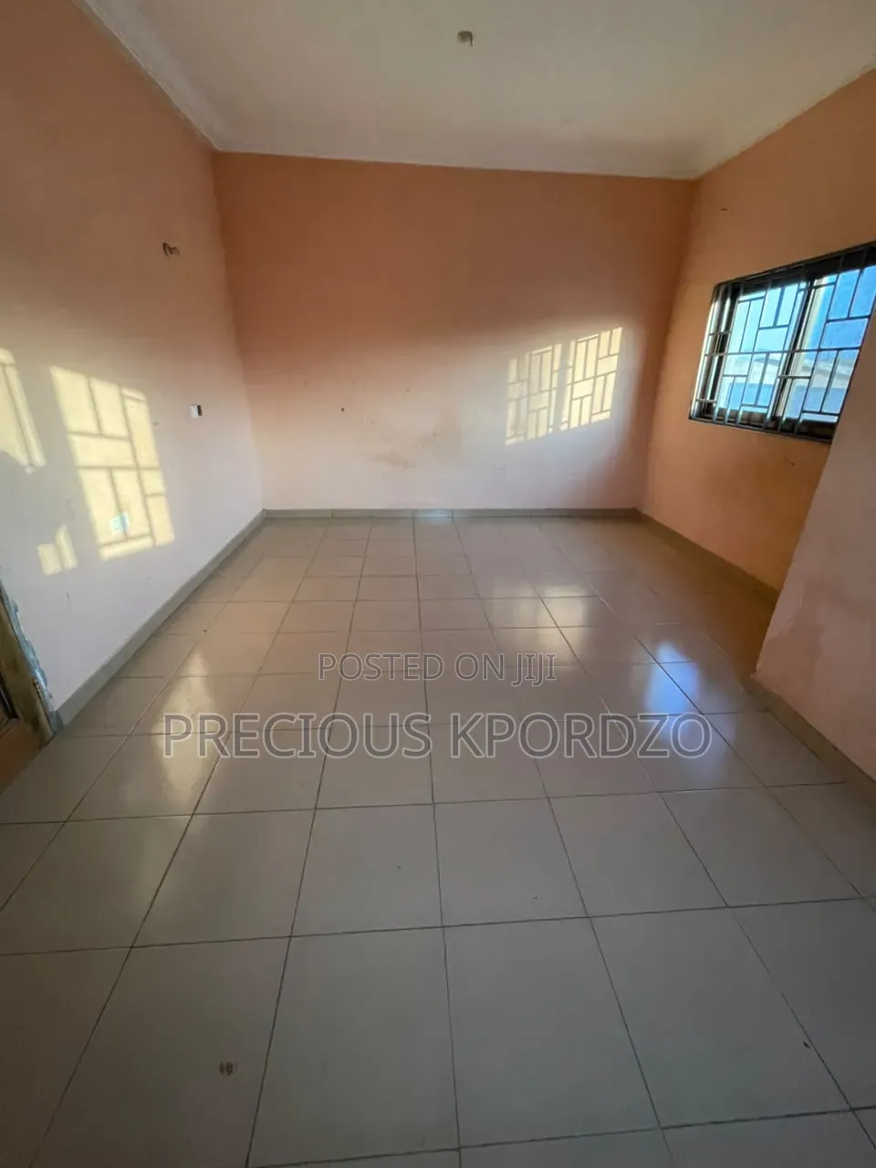 1bdrm Room & Parlour in Adenta Frafraha for rent in Frafraha