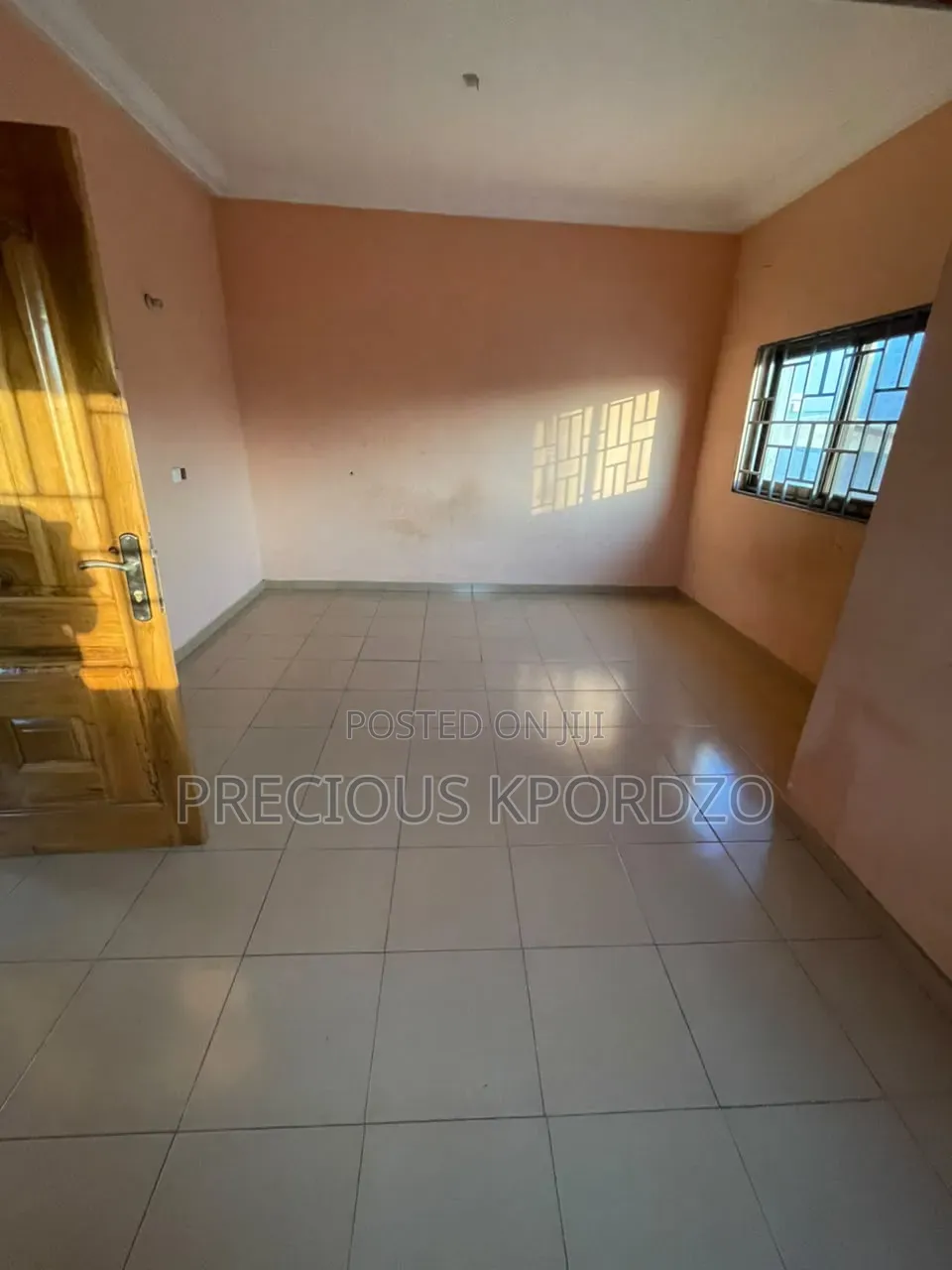 1bdrm Room & Parlour in Adenta Frafraha for rent in Frafraha