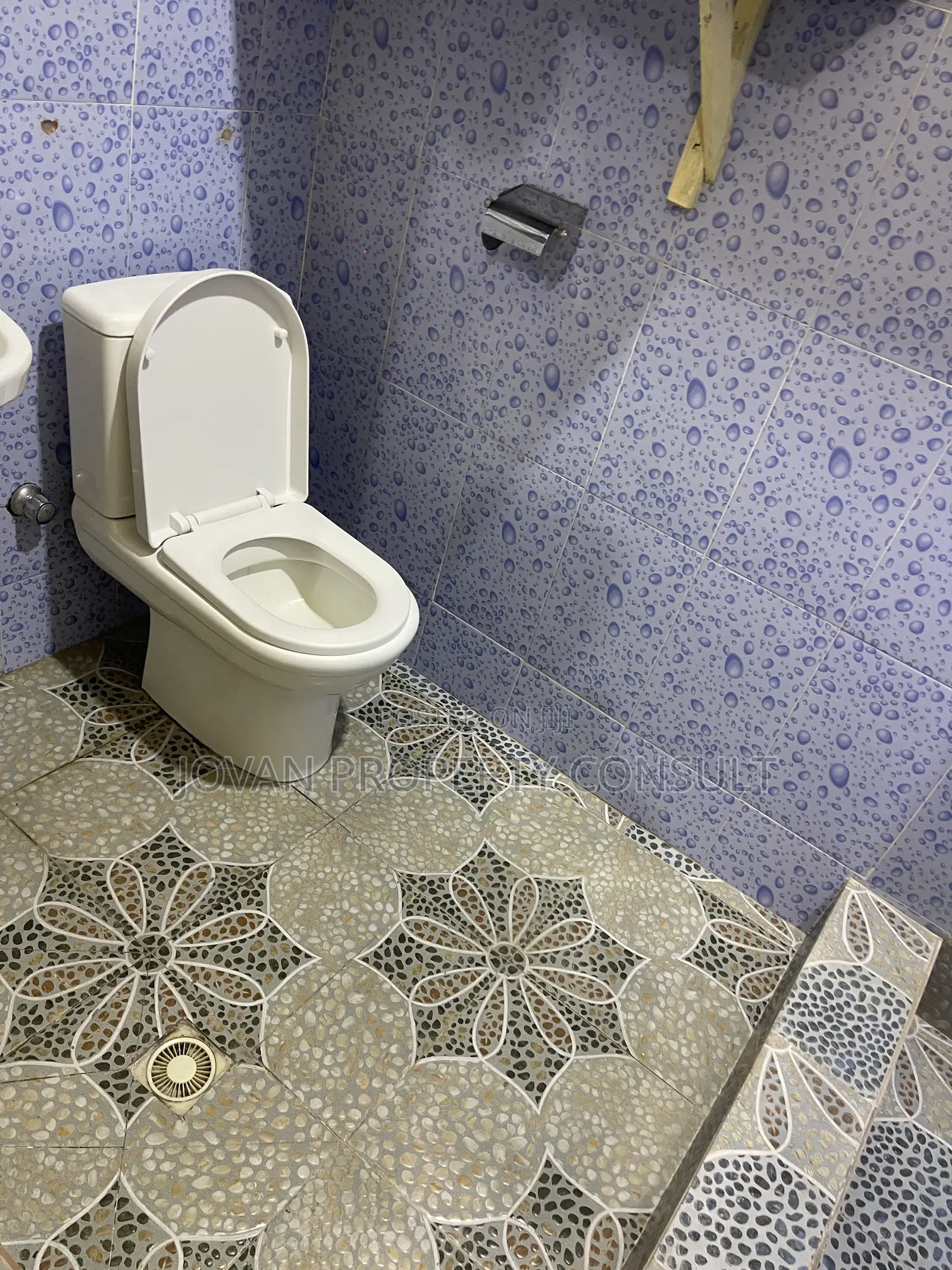 1bdrm Room & Parlour in Cocoboard, Amasaman for rent in Amasaman