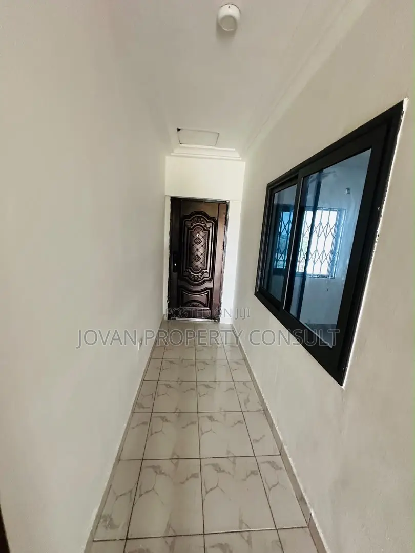 2bdrm Room & Parlour in Cocoboard, Amasaman for rent in Amasaman