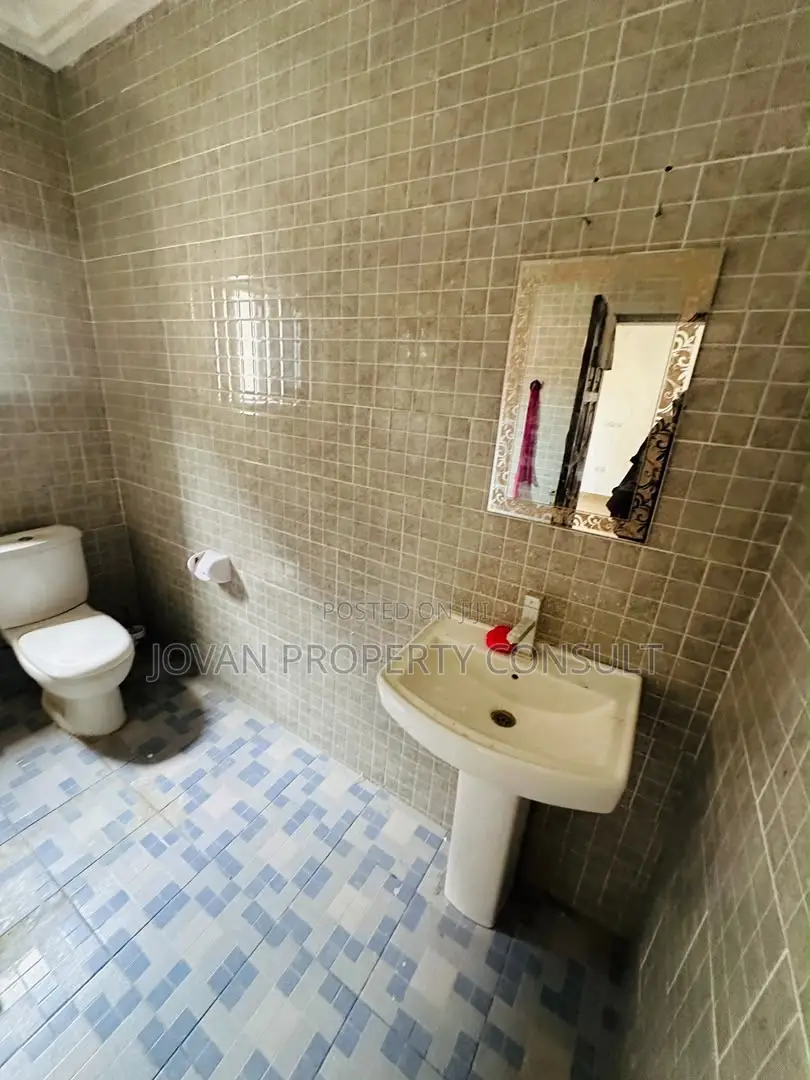 2bdrm Room & Parlour in Cocoboard, Amasaman for rent in Amasaman