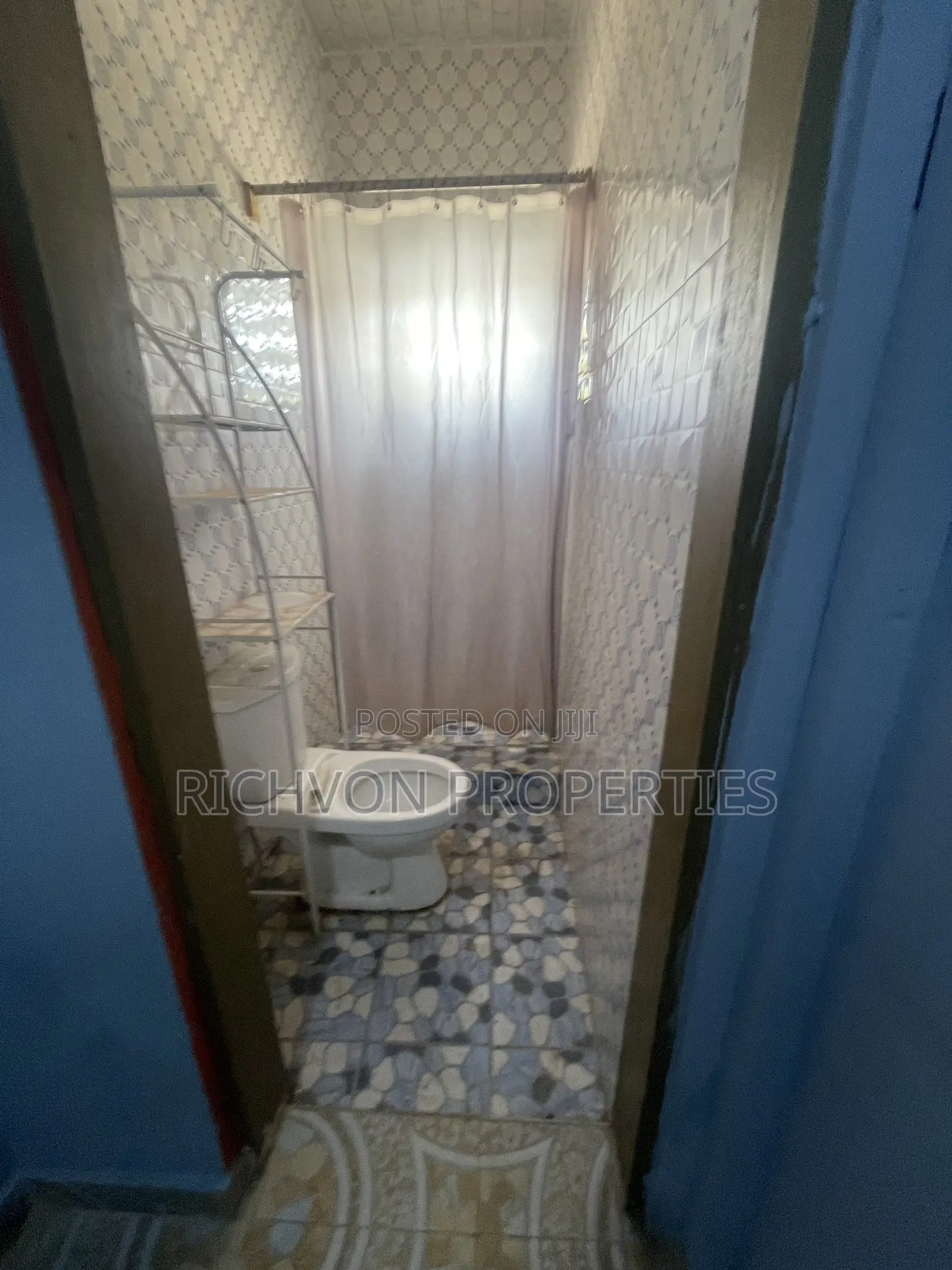 1bdrm Apartment in Richvon Properties, Baatsona Total for rent in Baatsona Total