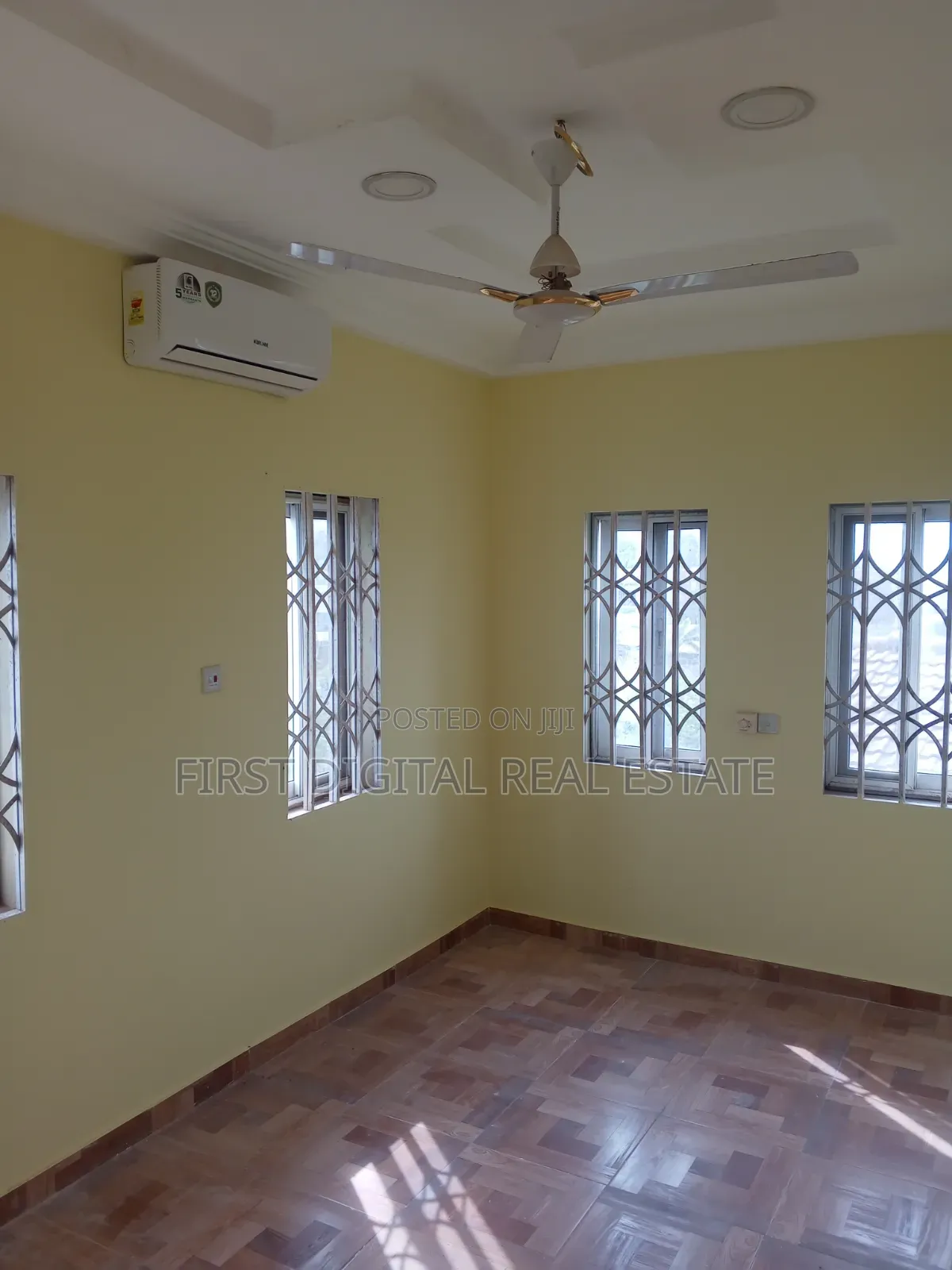 4bdrm House in First Digital Real, West Hills Mall Area for rent in West Hills Mall Area