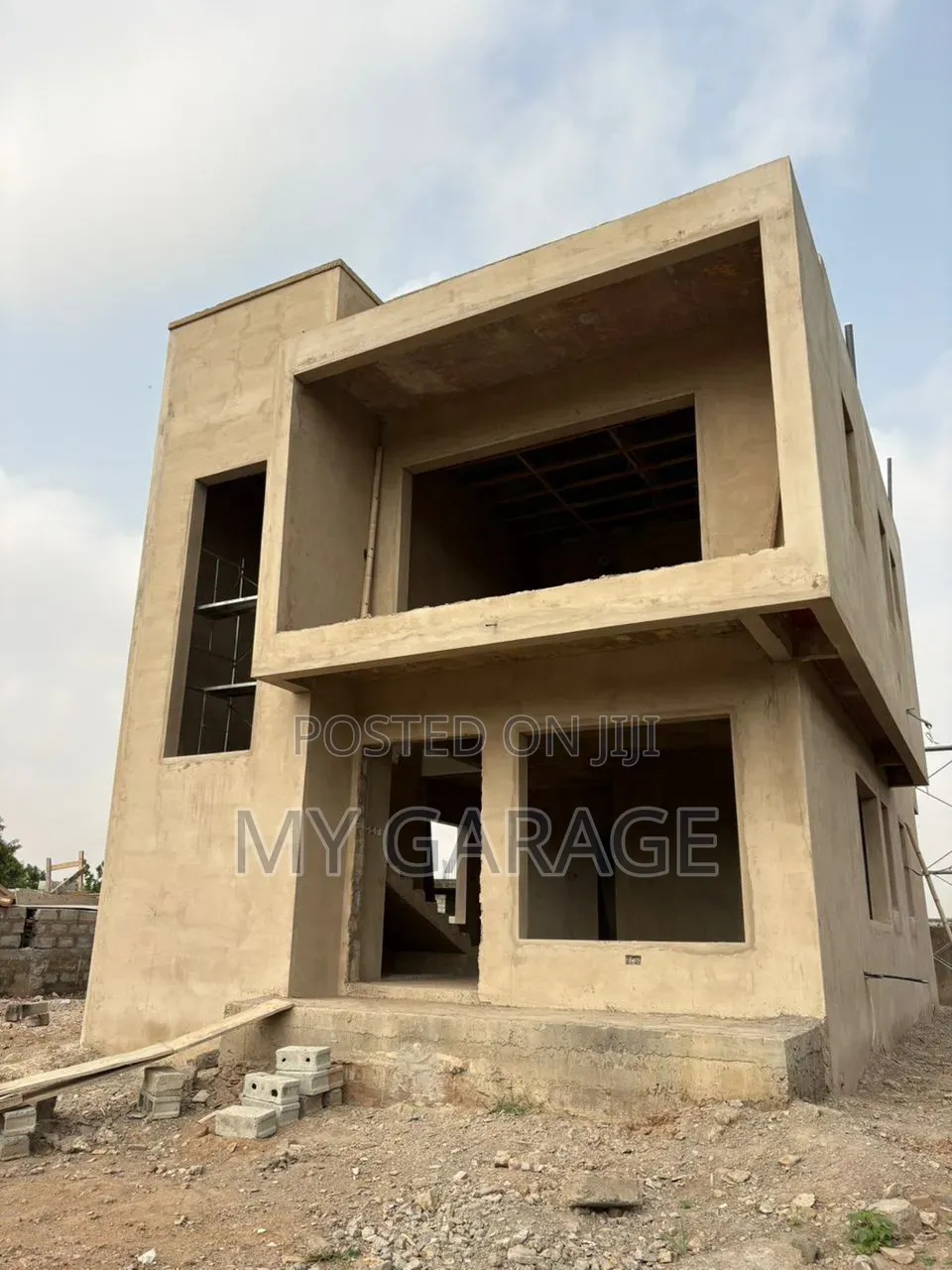 3bdrm Townhouse/Terrace in Amara Courts, Haatso for sale in Haatso
