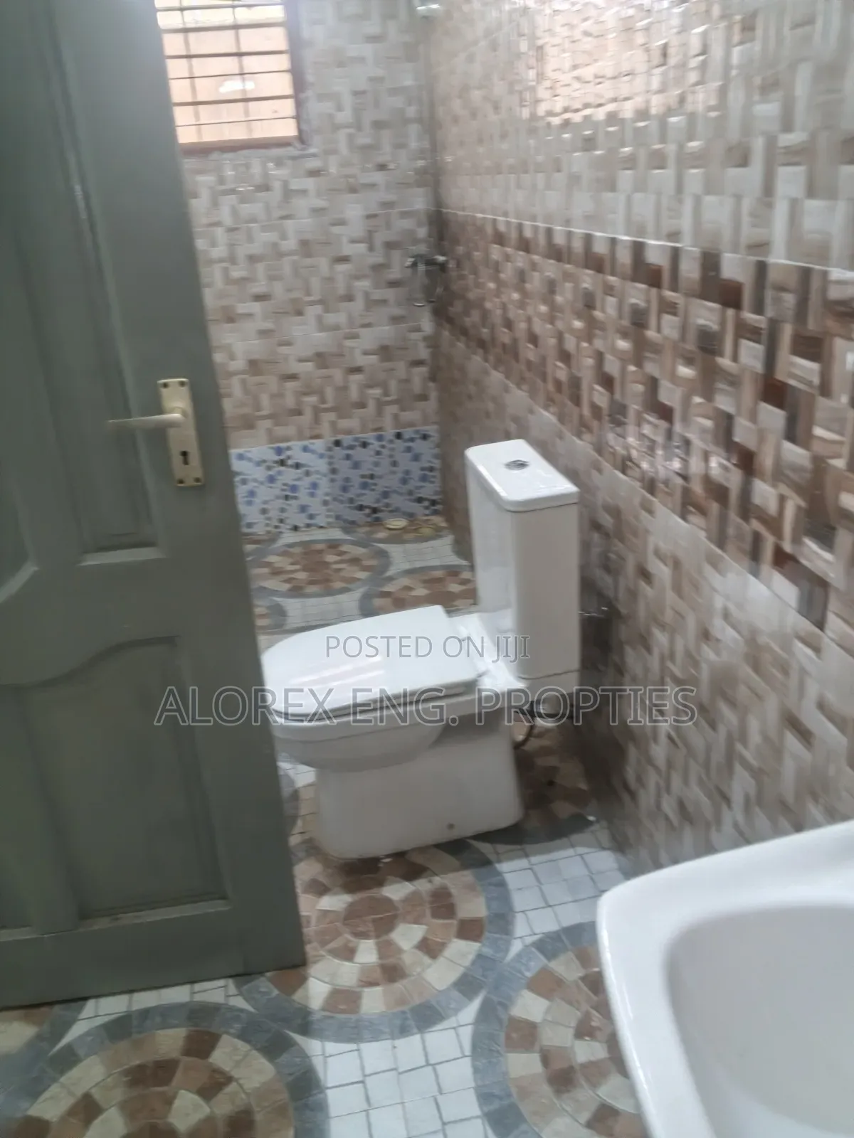 2bdrm Apartment in Oyibi, Police Station for rent in Police Station