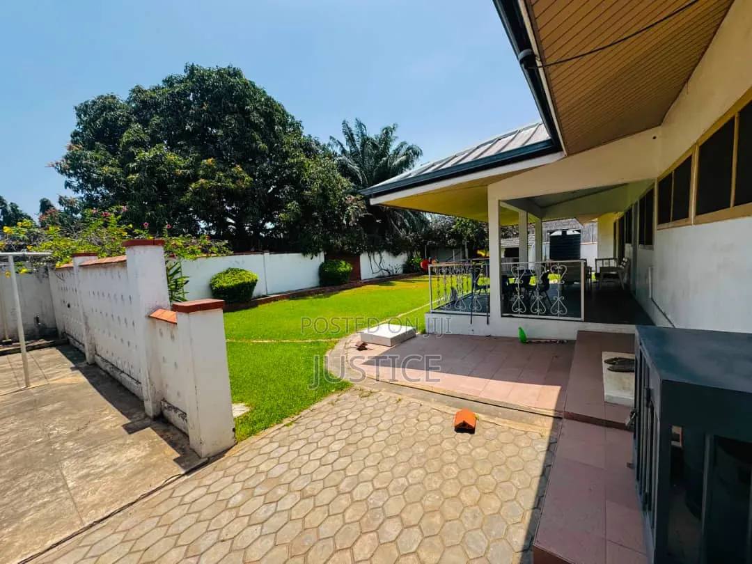 4bdrm House in Teshie Nungua Estate for sale in Teshie-Nungua Estates