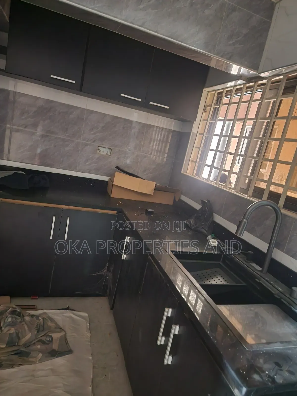 2bdrm Mansion in Oka Properties And, Cemetery Area for rent in Cemetery Area