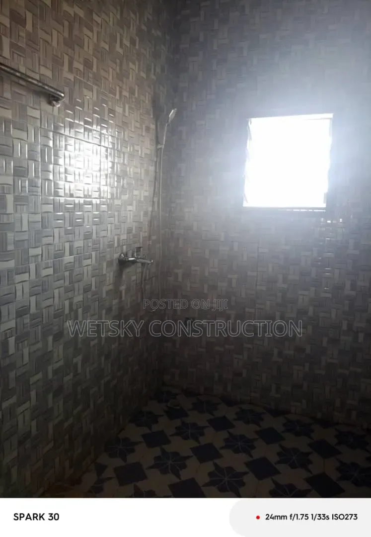 2bdrm Apartment in Kwashieman Main Road, Prince of Peace Area for rent in Prince of Peace Area