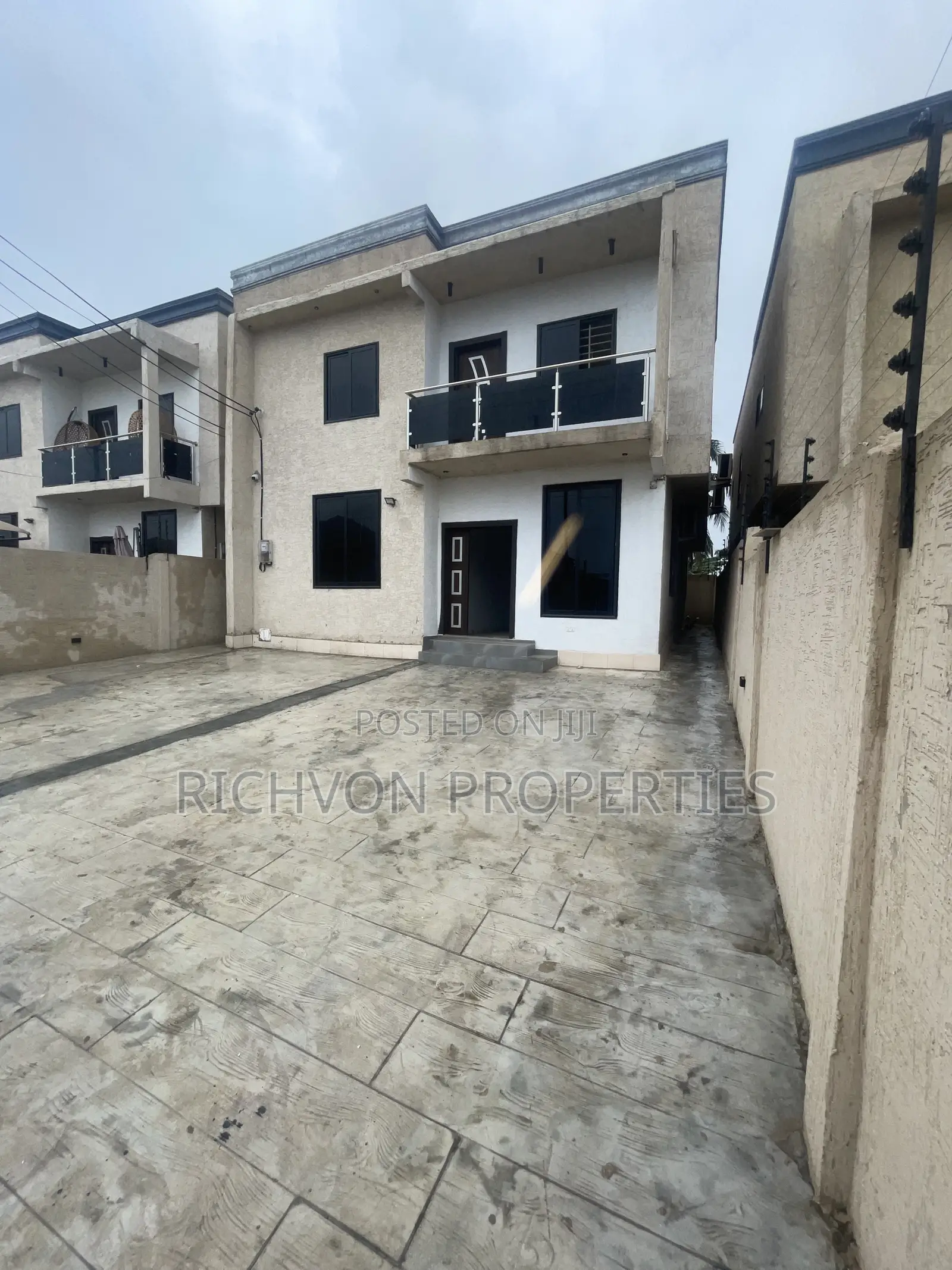 4bdrm House in Richvon Properties, Spintex for rent in Spintex