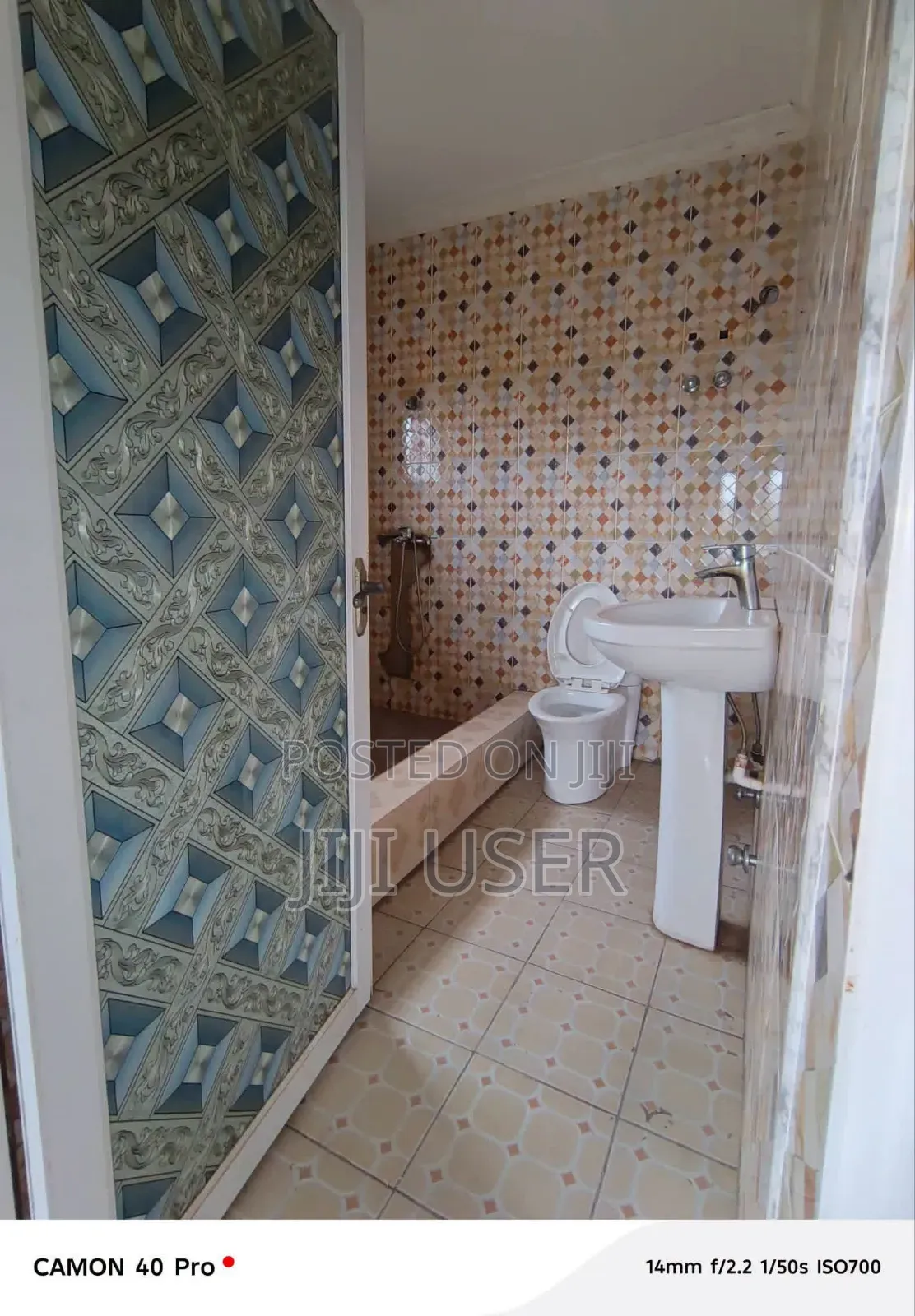 3bdrm House in ....., Ablekuma for rent in Ablekuma