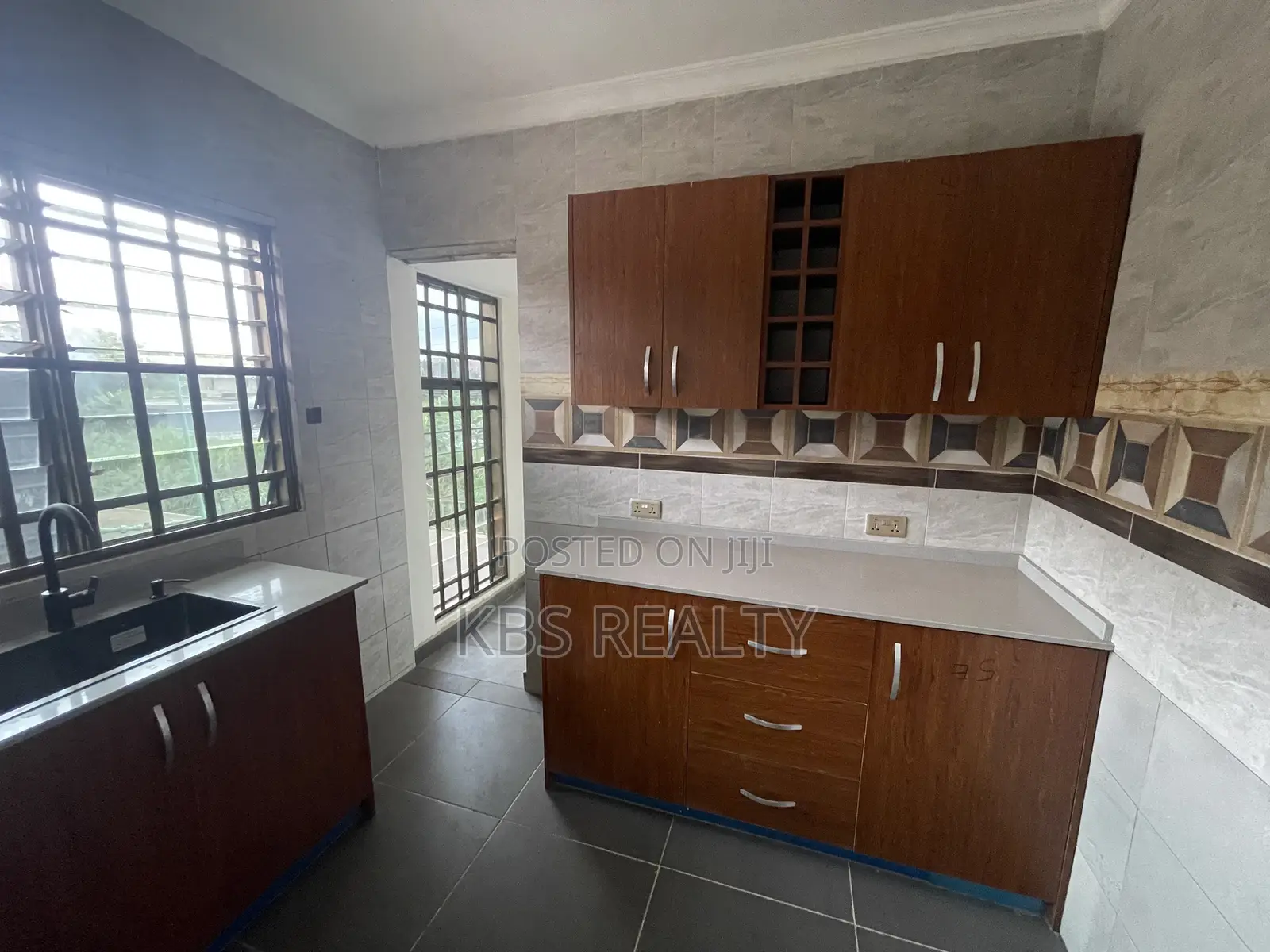 5bdrm Duplex in Ahodwo, Kumasi Metropolitan for rent in Kumasi Metropolitan