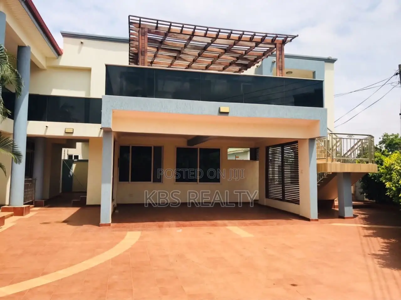 7bdrm Villa in American House for sale in American House